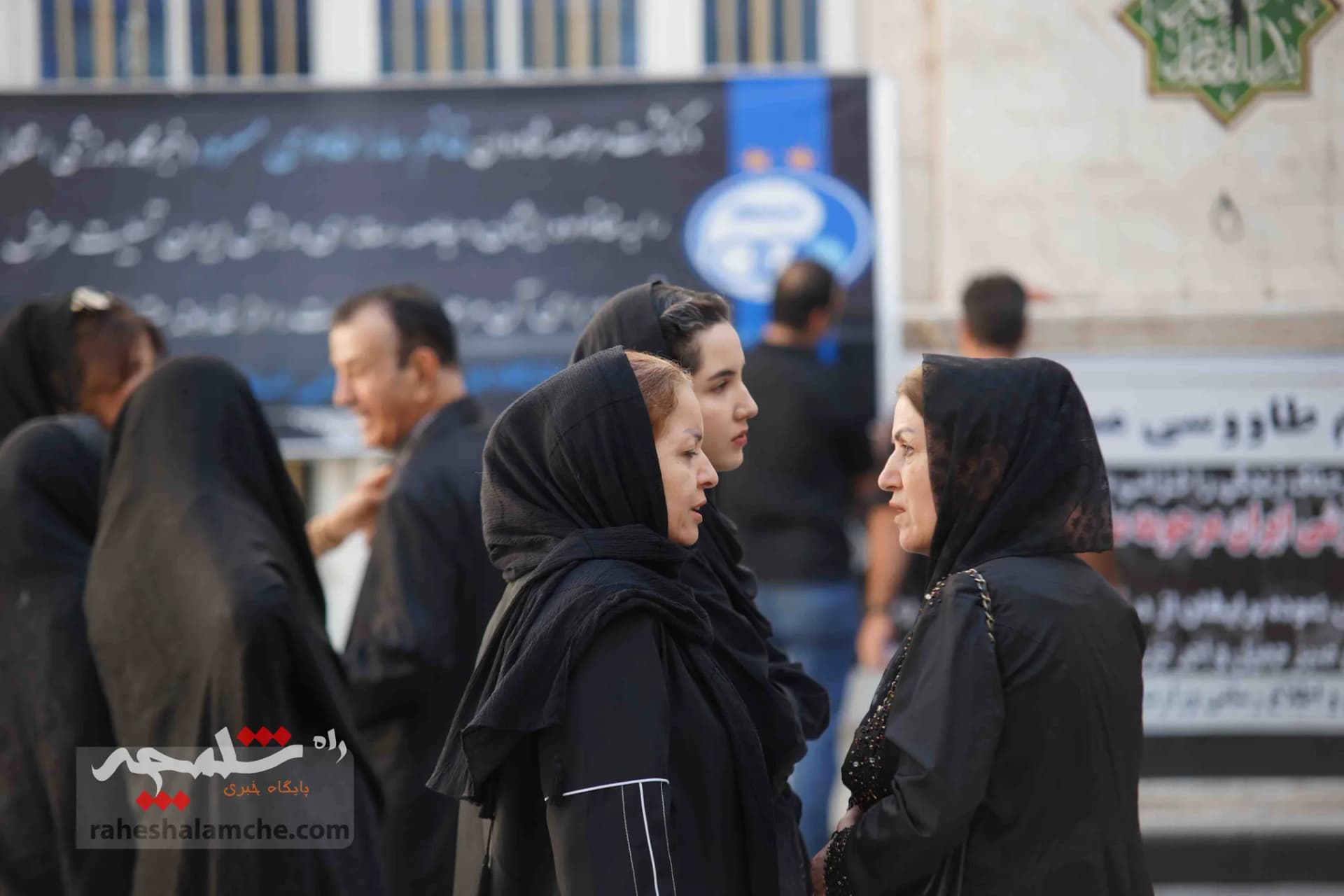 چه کسانی در مراسم ختم «سارا طاووسی» حضور داشتند؟ +تصاویر — تصویر 10
