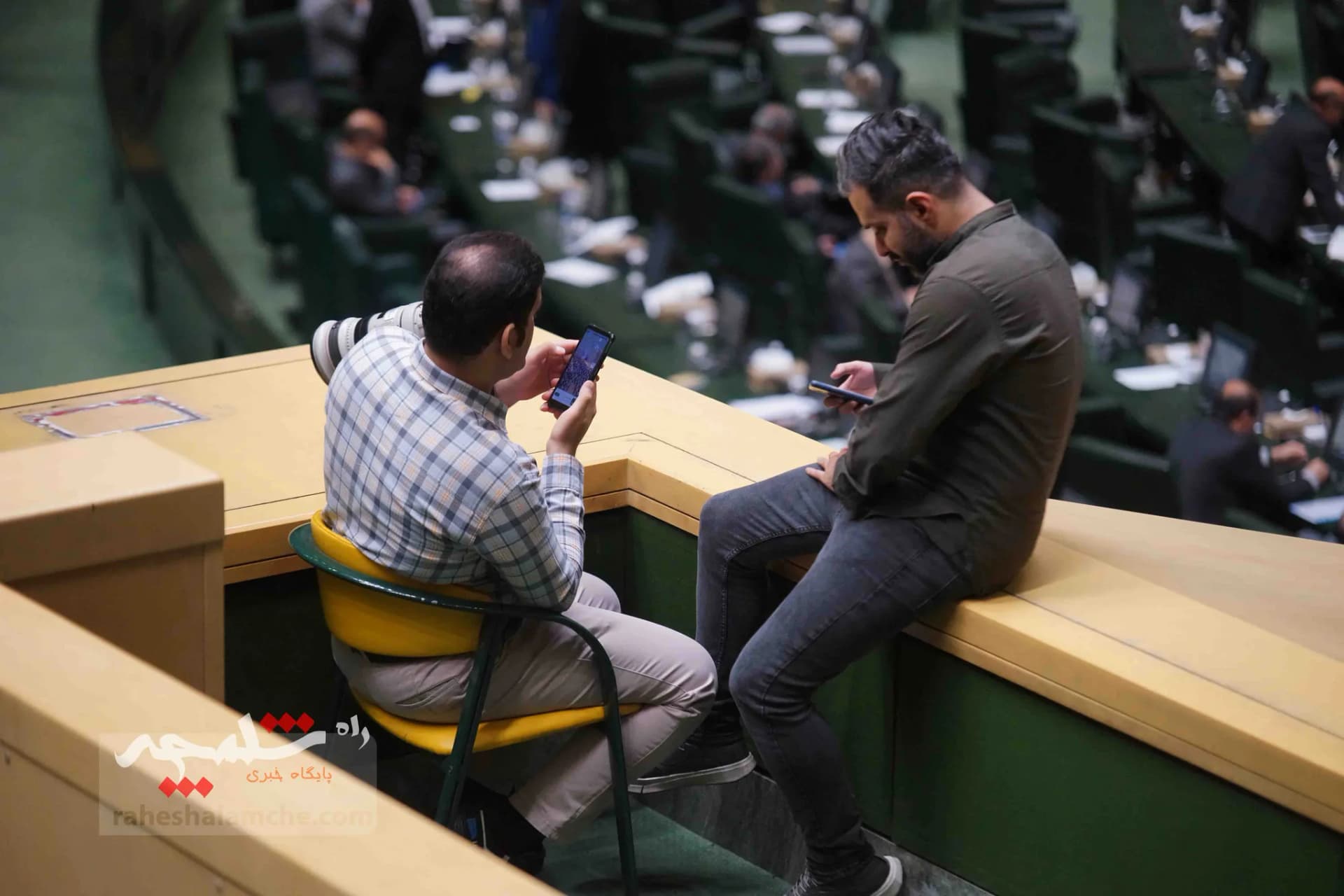 صحن علنی امروز مجلس پس از پاسخ موشکی ایران به اسرائیل +تصاویر — تصویر 56