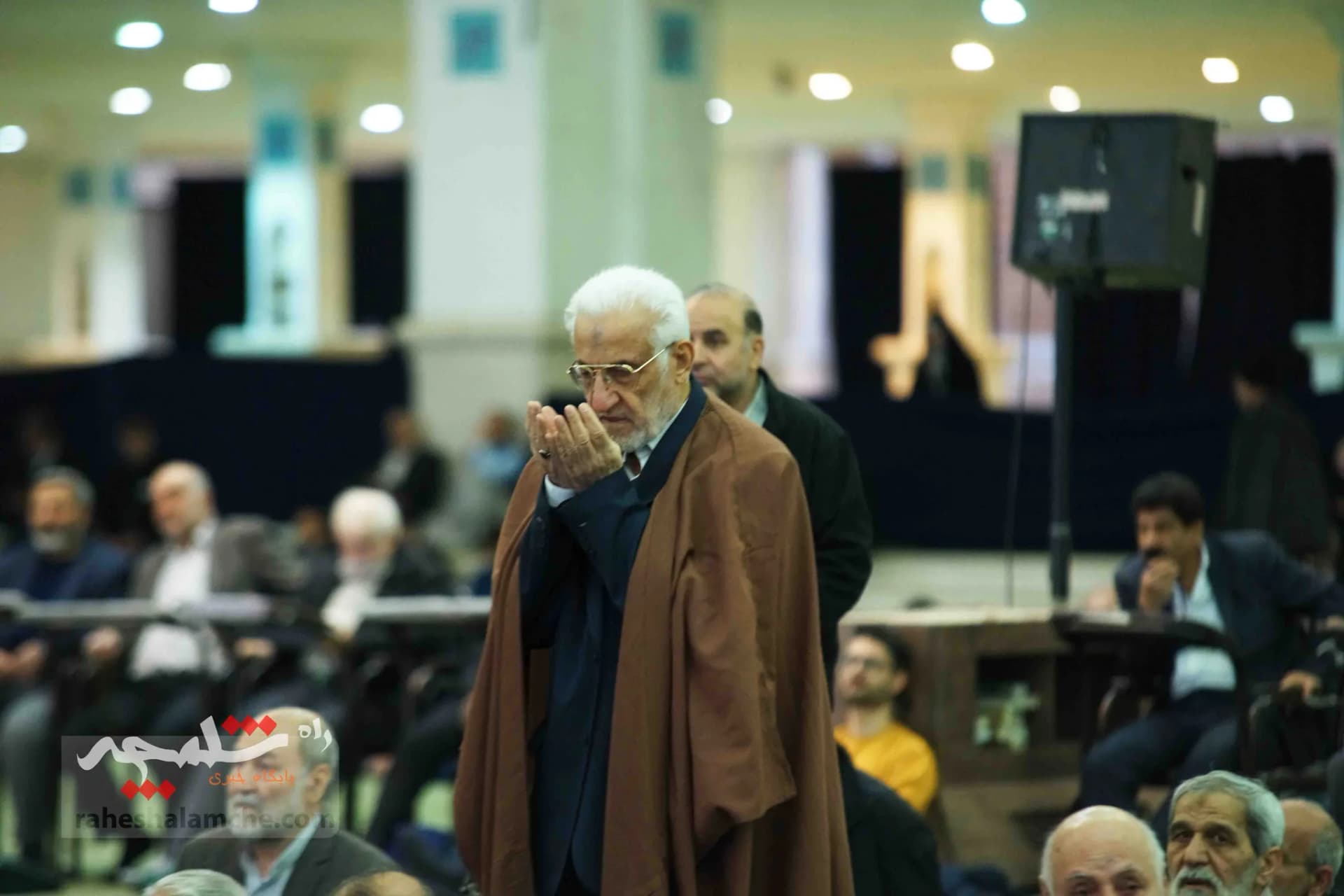 نماز جمعه این هفته تهران برگزار شد +تصاویر — تصویر 10