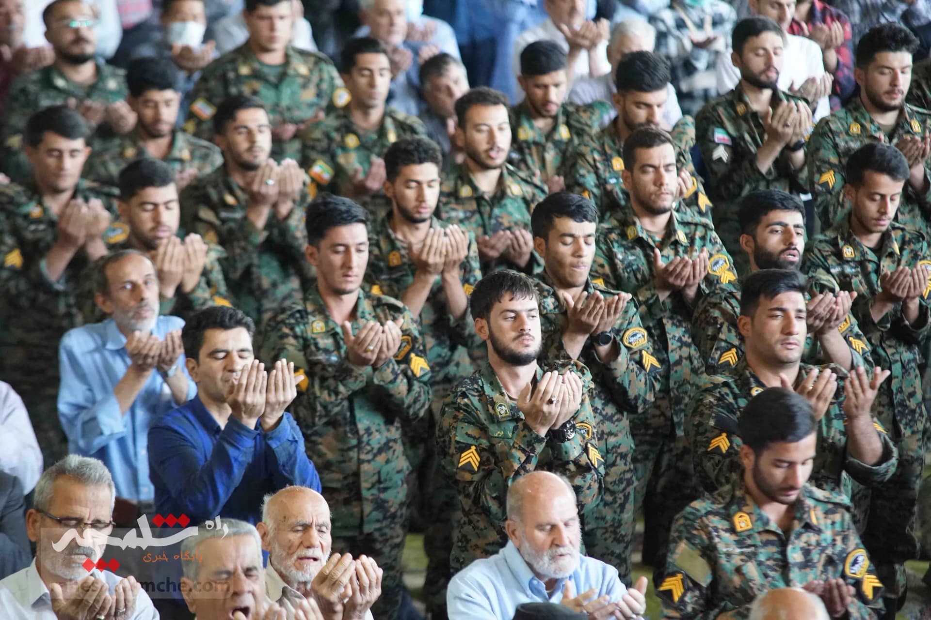 نمازجمعه امروز تهران(22 اردیبهشت) در دانشگاه تهران برگزار شد +تصاویر — تصویر 43
