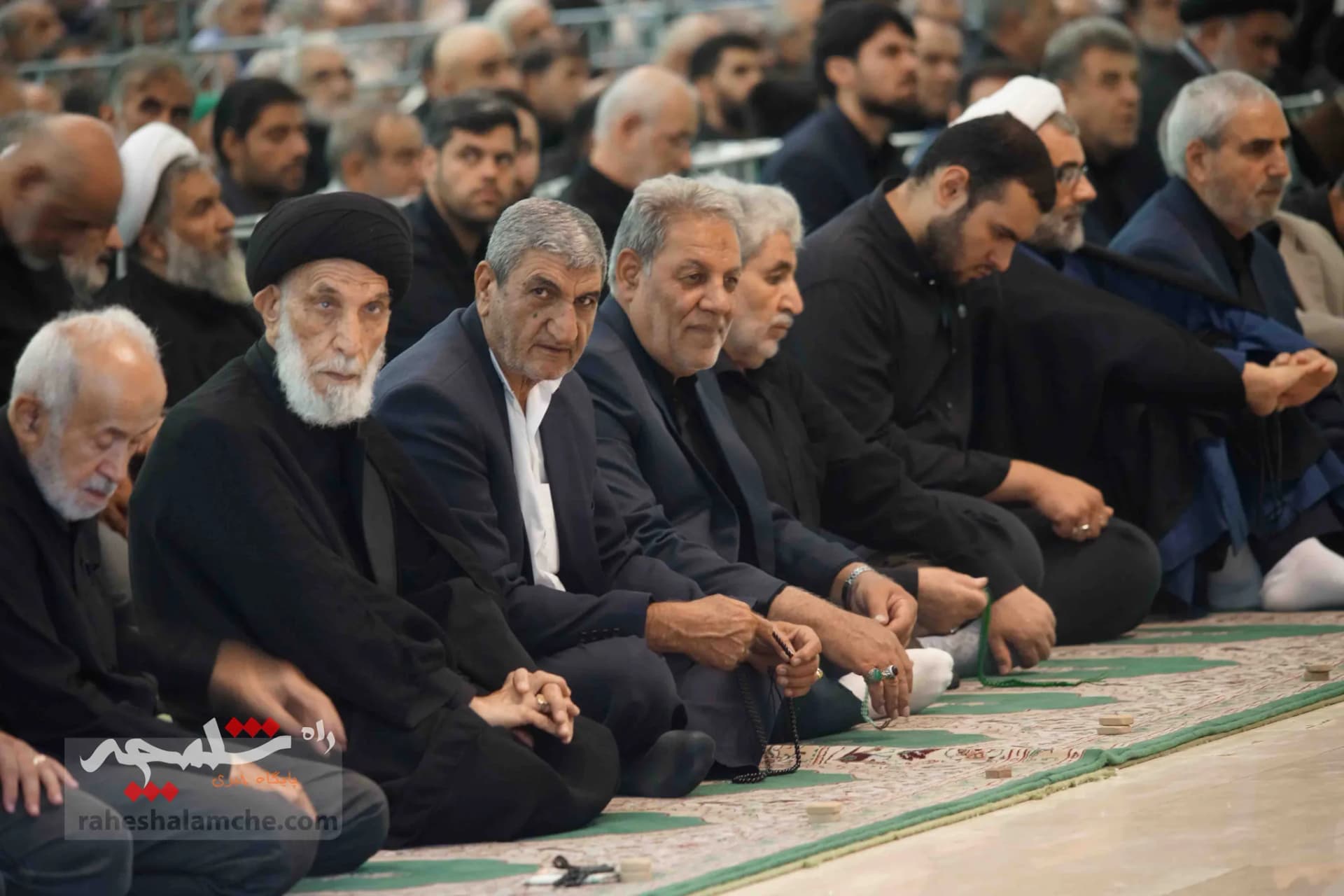 نمازجمعه این هفته تهران برگزار شد +تصاویر — تصویر 33