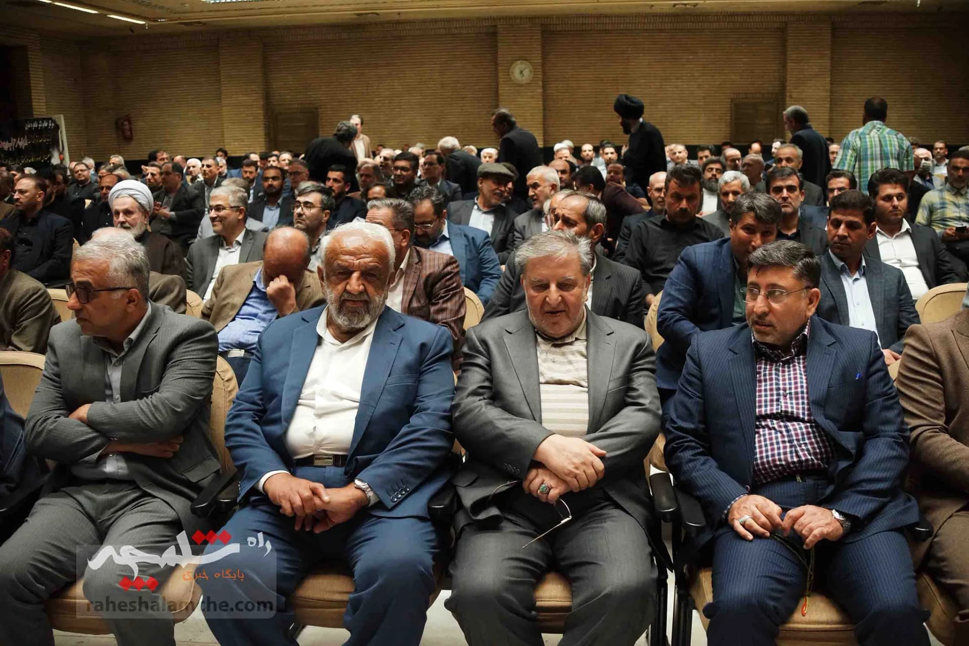 مراسم ختم مادر همسر منوچهر متکی چه خبر بود؟ +تصاویر کامل — تصویر 92