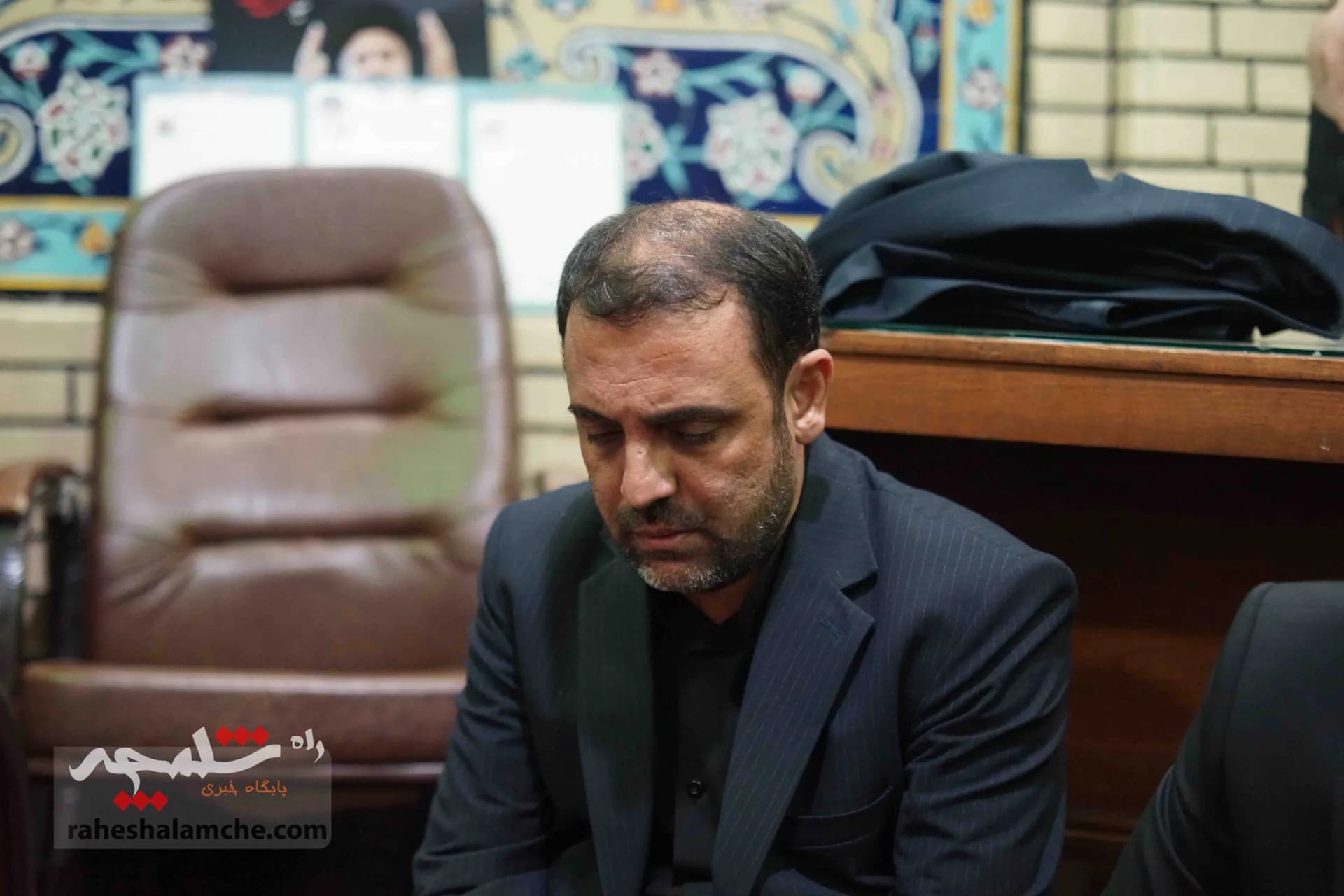 چه کسانی در مراسم گرامی‌داشت شهدای خدمت در مسجد ارک حضور داشتند؟ +تصاویر — تصویر 73