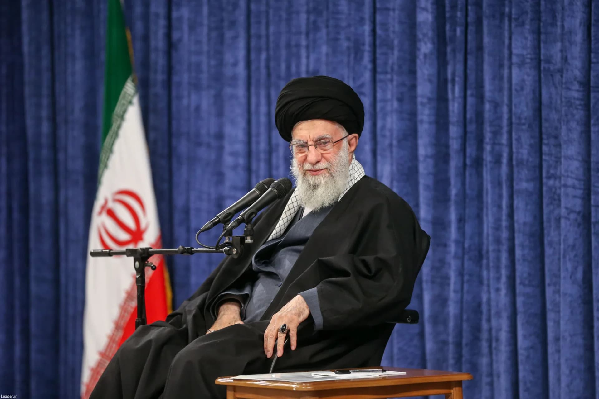 دیدار رمضانی کارگزارن نظام با رهبر انقلاب +تصاویر — تصویر 47