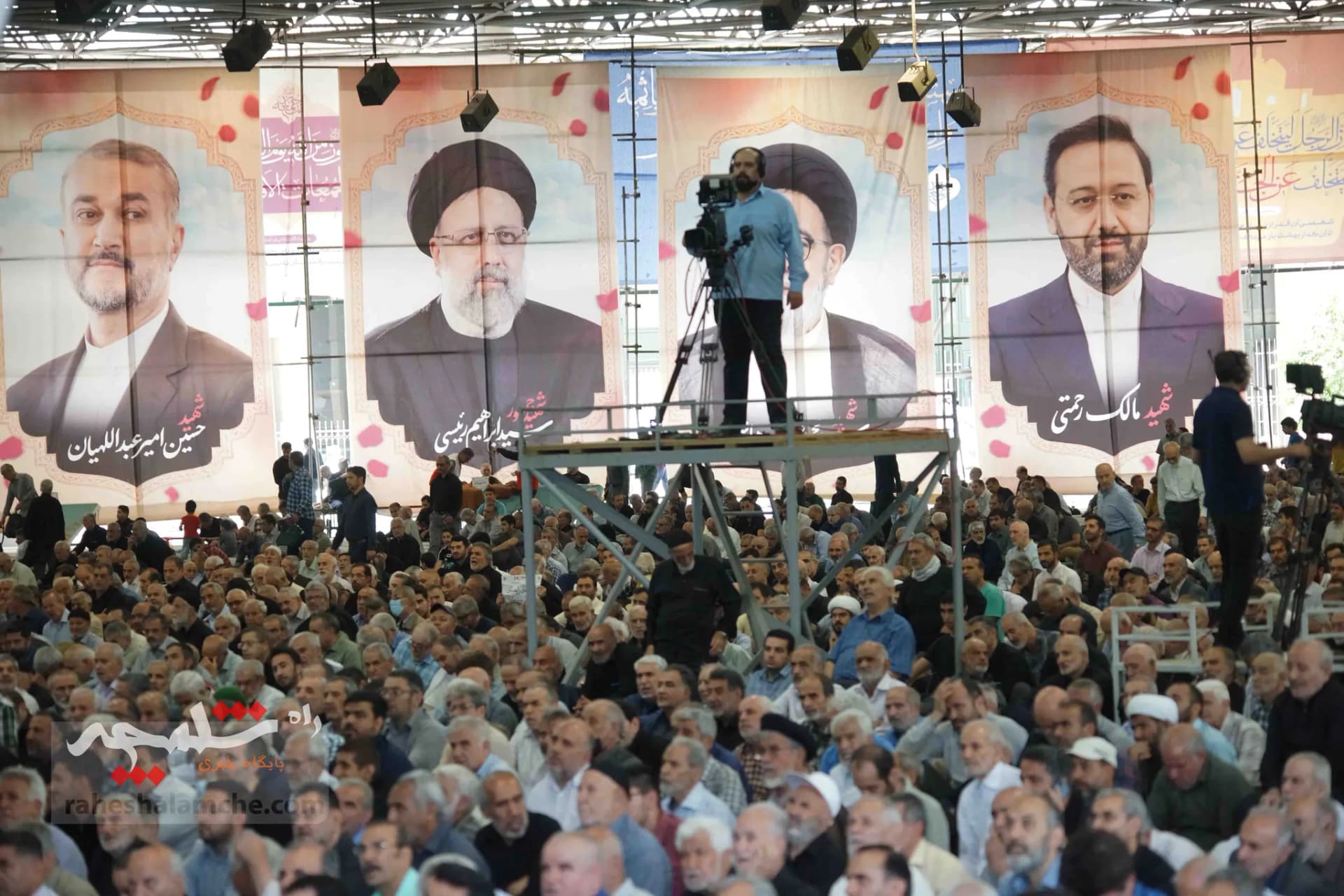 نماز جمعه این هفته تهران برگزار شد +تصاویر — تصویر 18