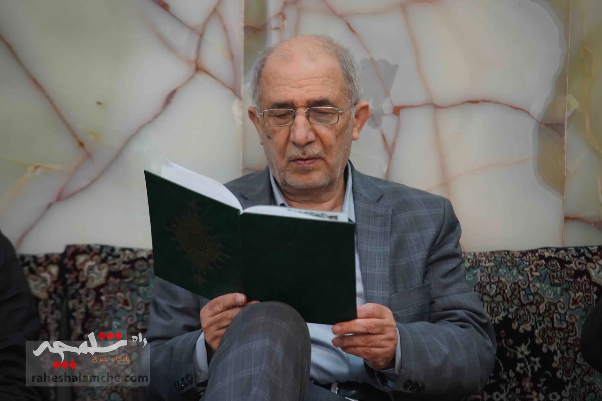 چه کسانی در مراسم ختم مرحوم سیدمهدی طالقانی حضور داشتند؟ +تصاویر — تصویر 15