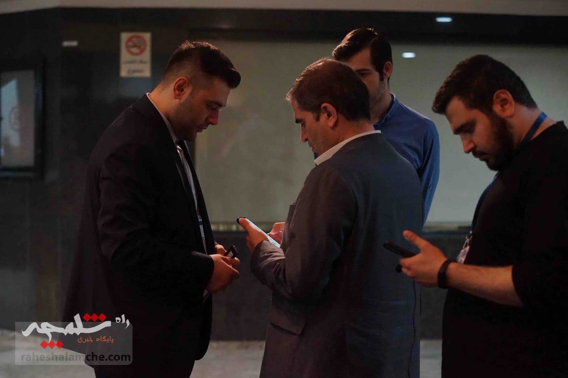 «روز خبرنگار» در مجلس چه گذشت؟ +تصاویر — تصویر 40