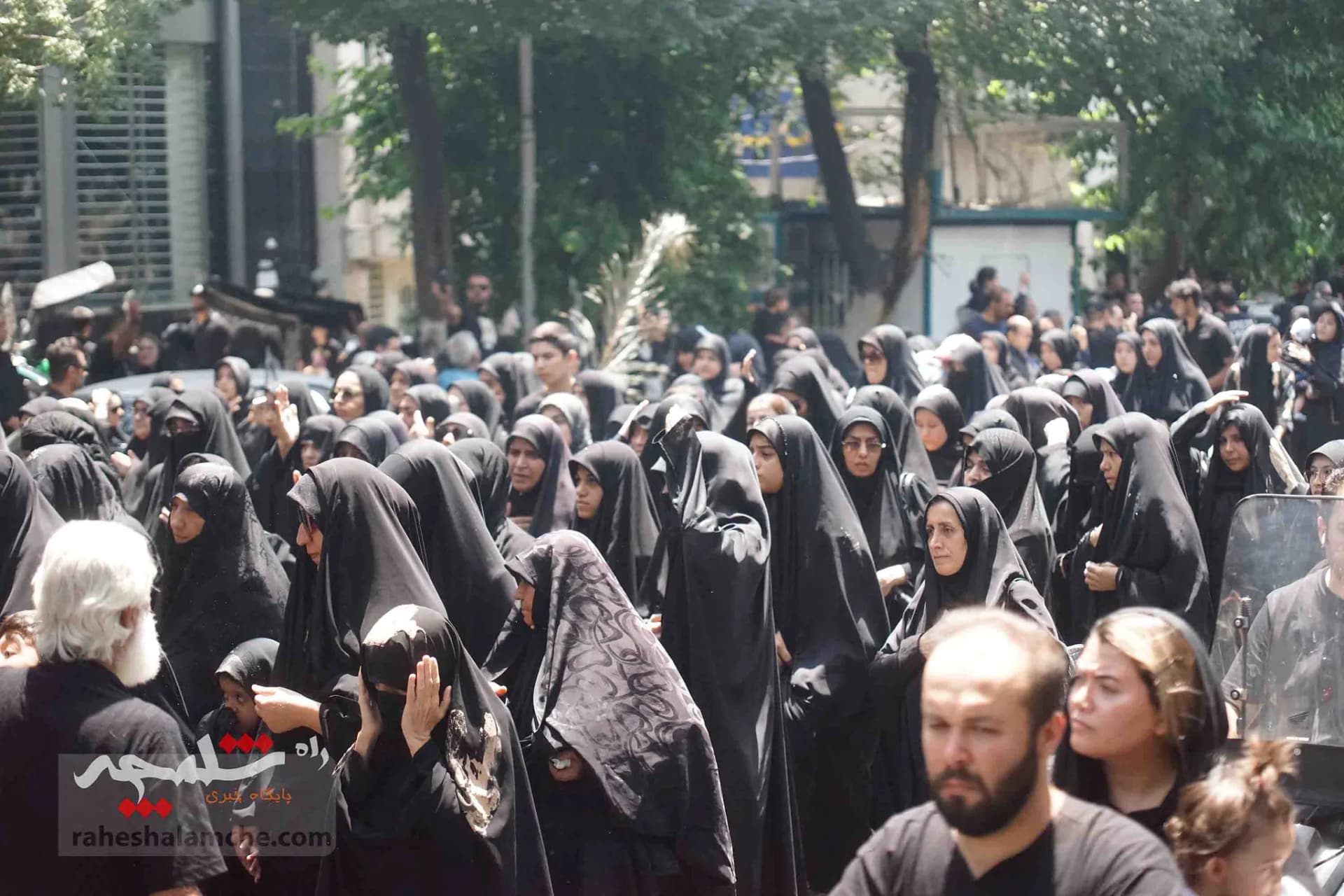 عزاداری خاص در تهران +تصاویر — تصویر 52
