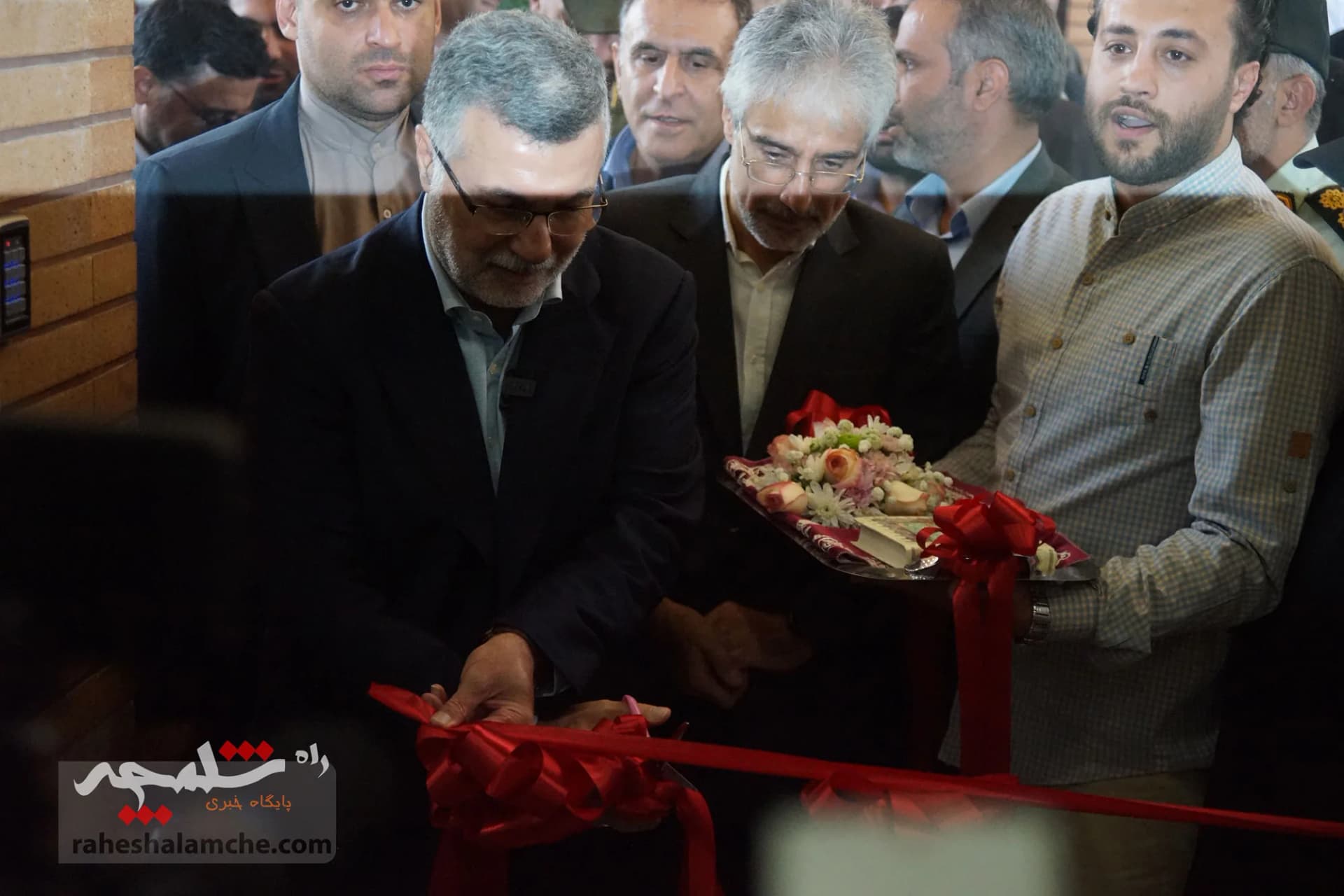 حضور ظفرقندی در بیمارستان امیراعلم تهران+ تصاویر — تصویر 56