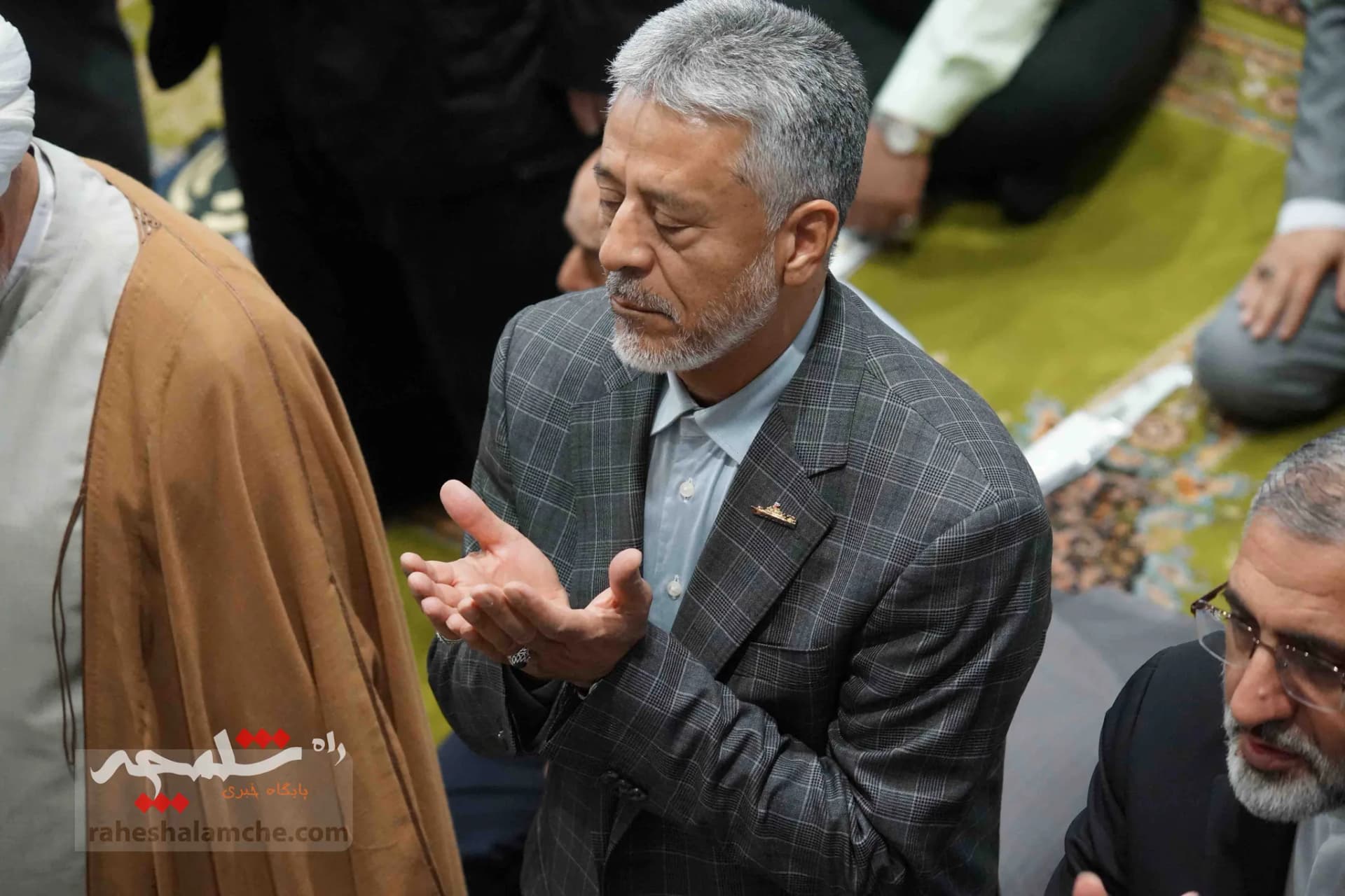 گزارش تصویری نمازجمعه تهران در هفته نیروی انتظامی — تصویر 24