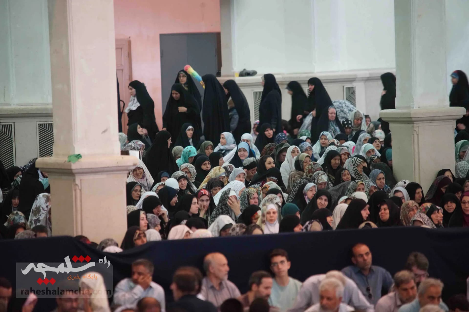 نماز جمعه این هفته تهران برگزار شد +تصاویر — تصویر 52