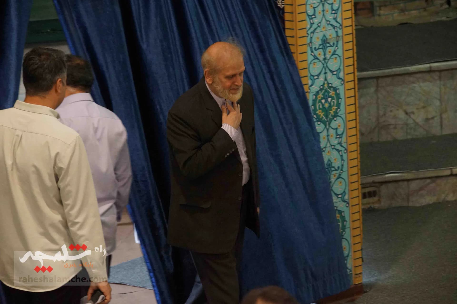 نماز جمعه پرشکوه این هفته تهران در دانشگاه تهران برگزار شد +تصاویر — تصویر 4