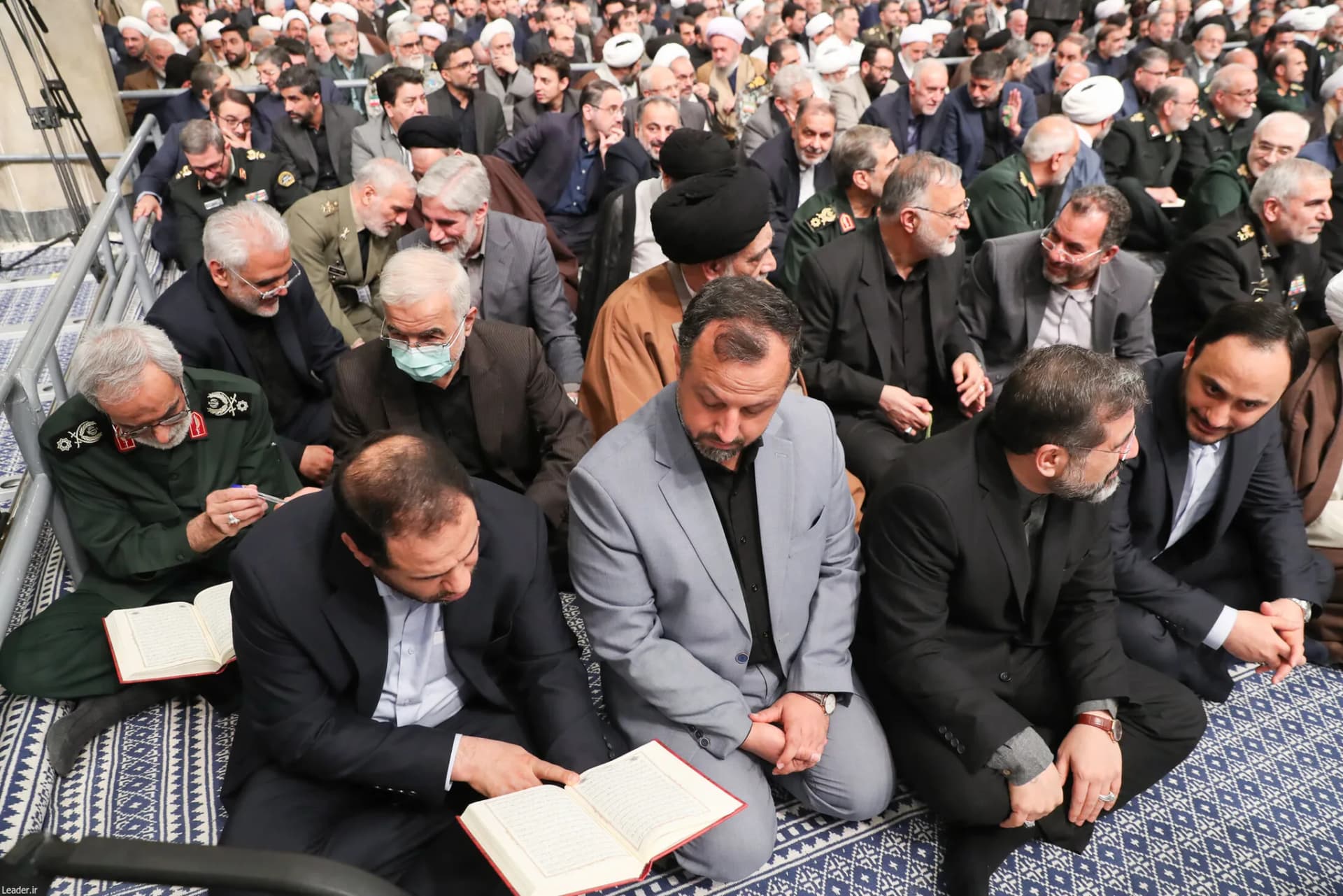 دیدار رمضانی کارگزارن نظام با رهبر انقلاب +تصاویر — تصویر 38