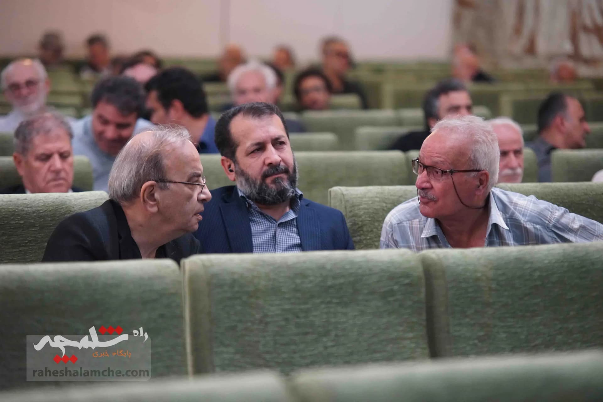 مراسم ختم «خسرو امیرصادقی» برگزار شد +تصاویر — تصویر 32