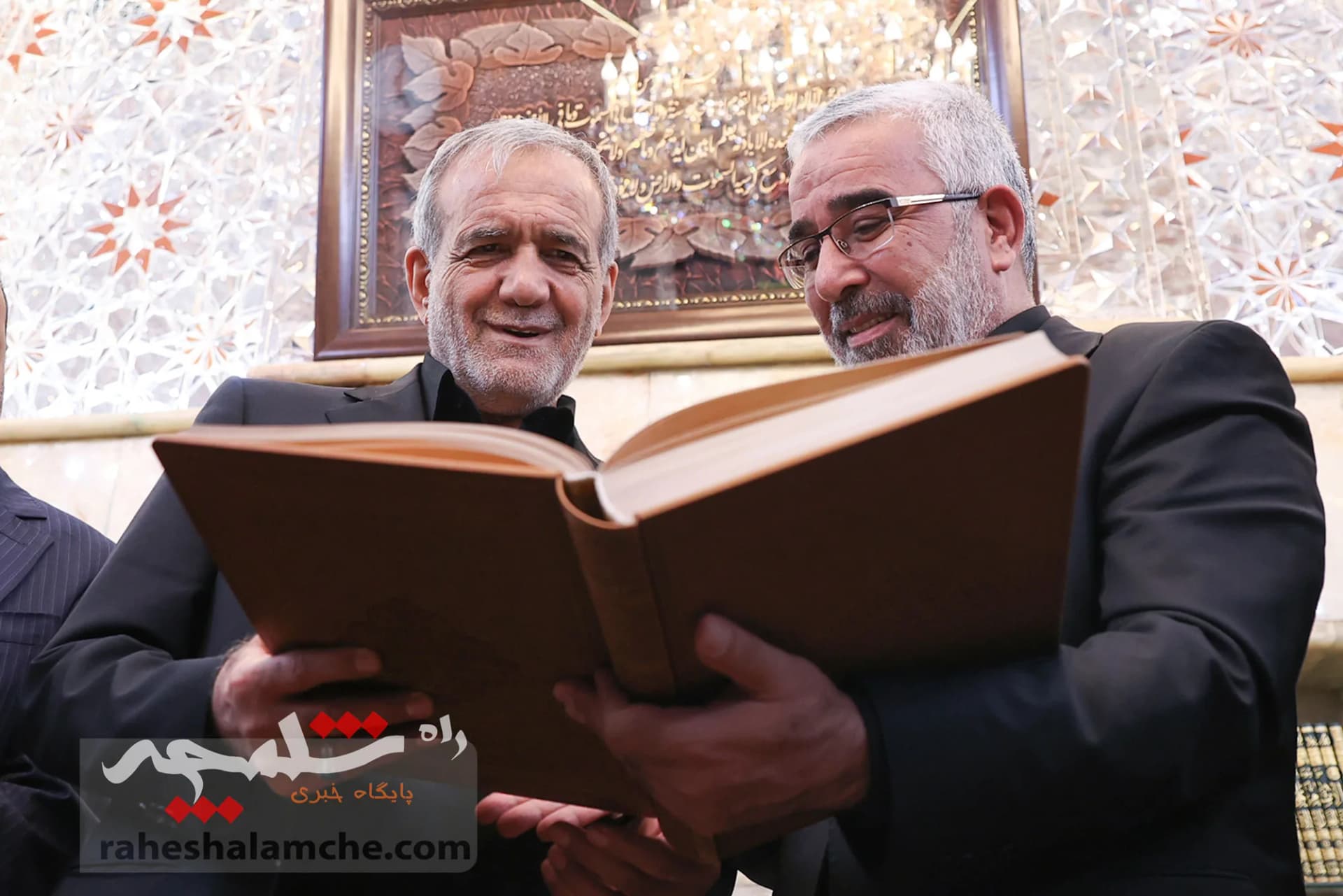تشرف پزشکیان به حرم مطهر حضرت علی (ع) +تصاویر — تصویر 2