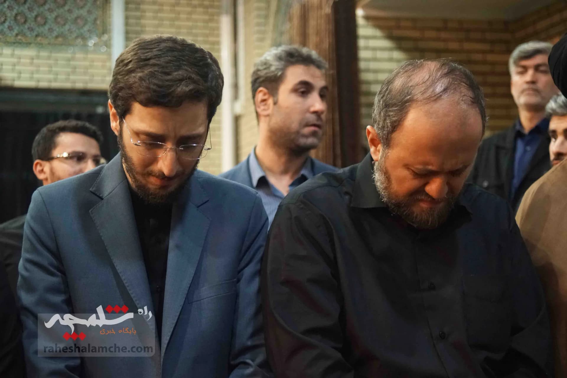 چه کسانی در مراسم گرامی‌داشت شهدای خدمت در مسجد ارک حضور داشتند؟ +تصاویر — تصویر 25