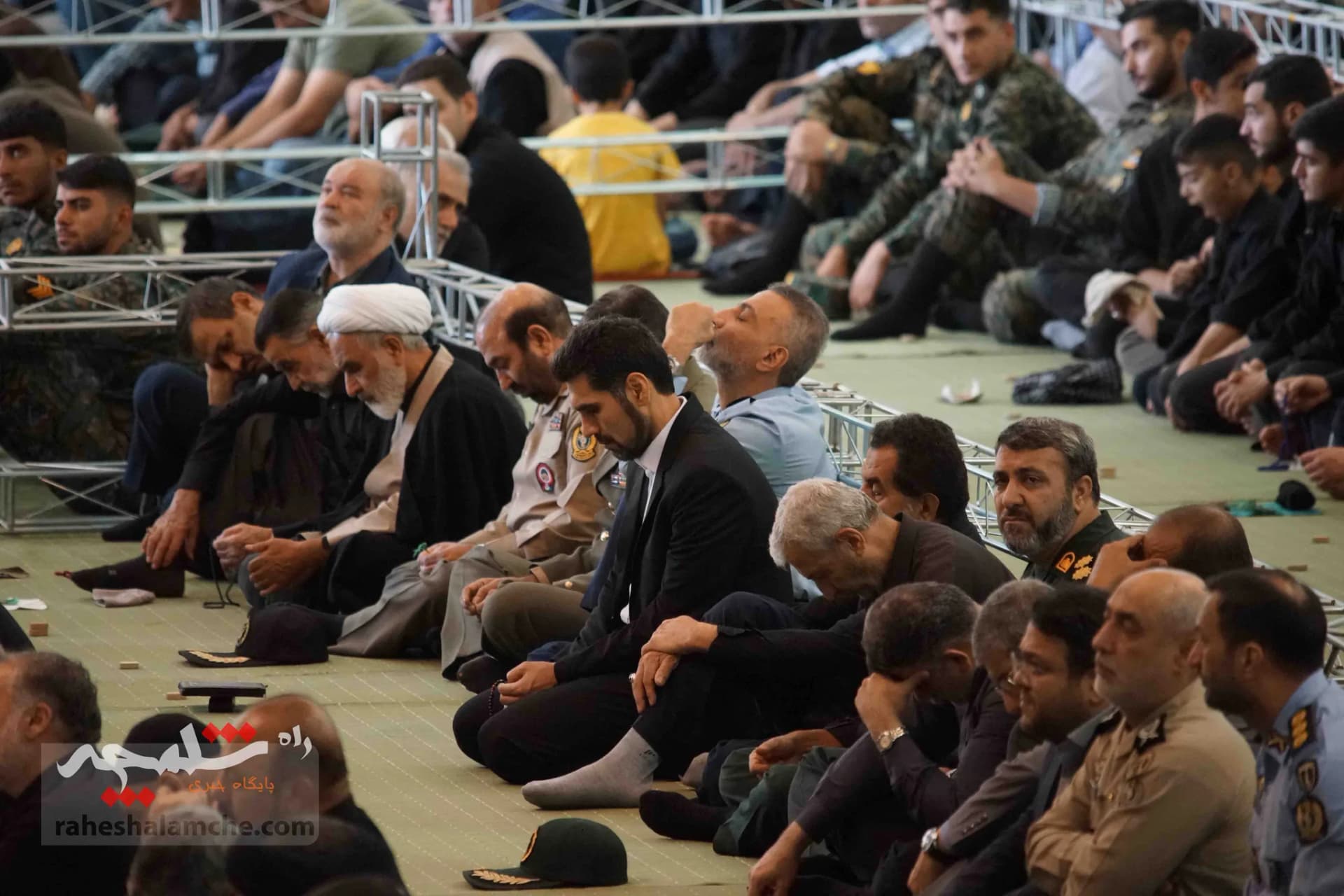 نماز جمعه امروز تهران(27 مرداد) برگزار شد +تصاویر — تصویر 63