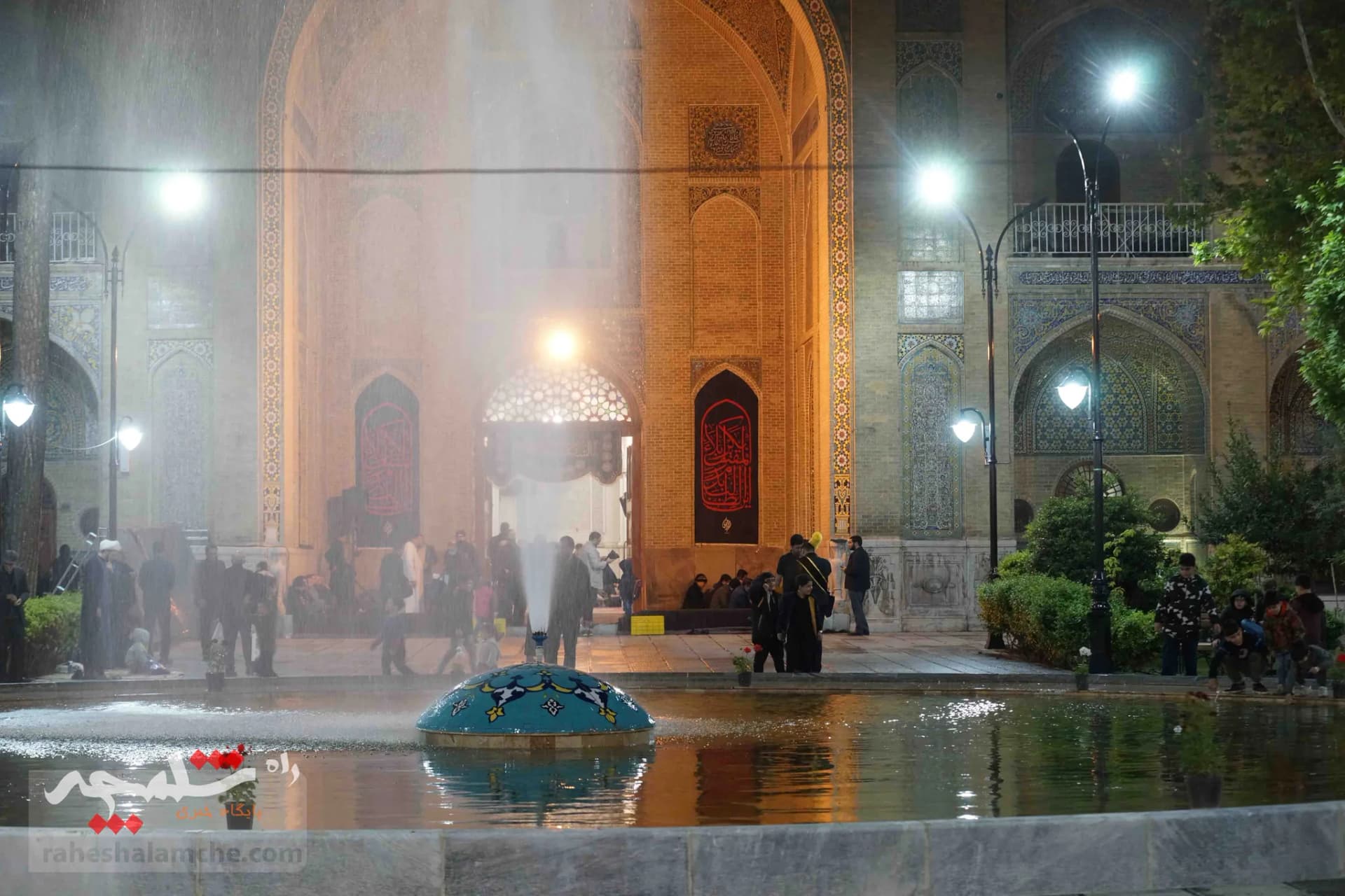 گزارش تصویری مراسم شب قدر و وداع با شهید گمنام در مدرسه عالی شهید مطهری — تصویر 32