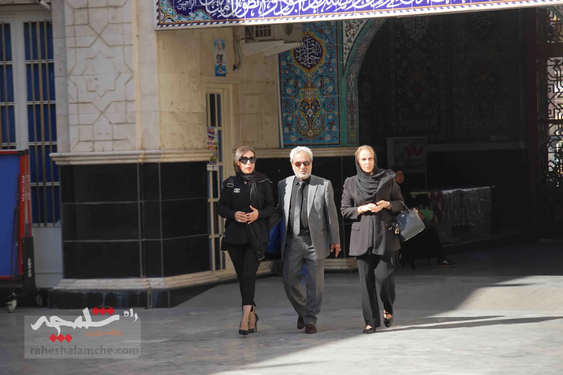 چه کسانی در مراسم ختم «سارا طاووسی» حضور داشتند؟ +تصاویر — تصویر 19
