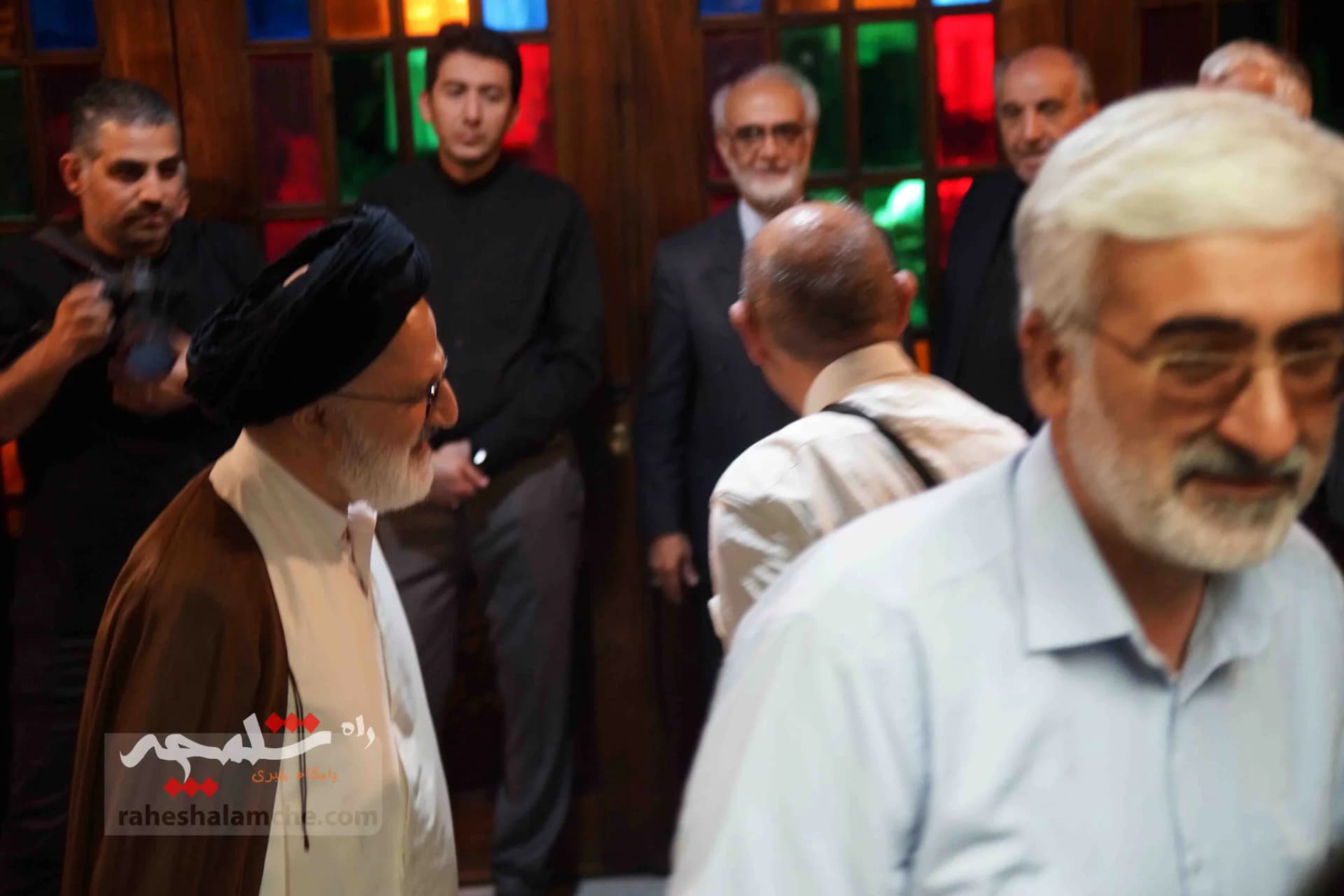 چرا احمدی‌نژاد در مراسم ختم مرحوم پرویز داودی حضور نداشت؟ +تصاویر — تصویر 36