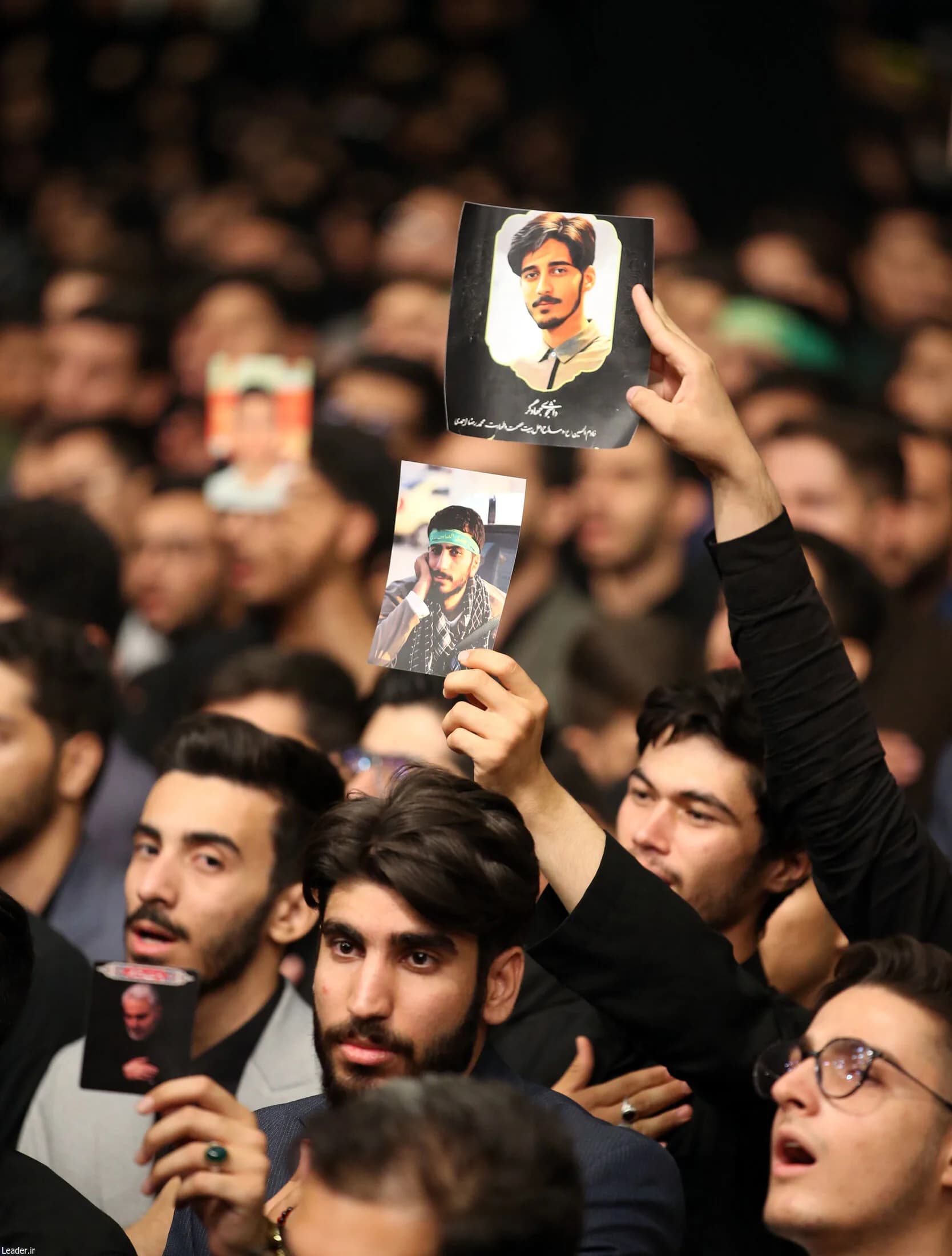 گزارش تصویری عزاداری هیئت‌های دانشجویی در حضور رهبر انقلاب — تصویر 43