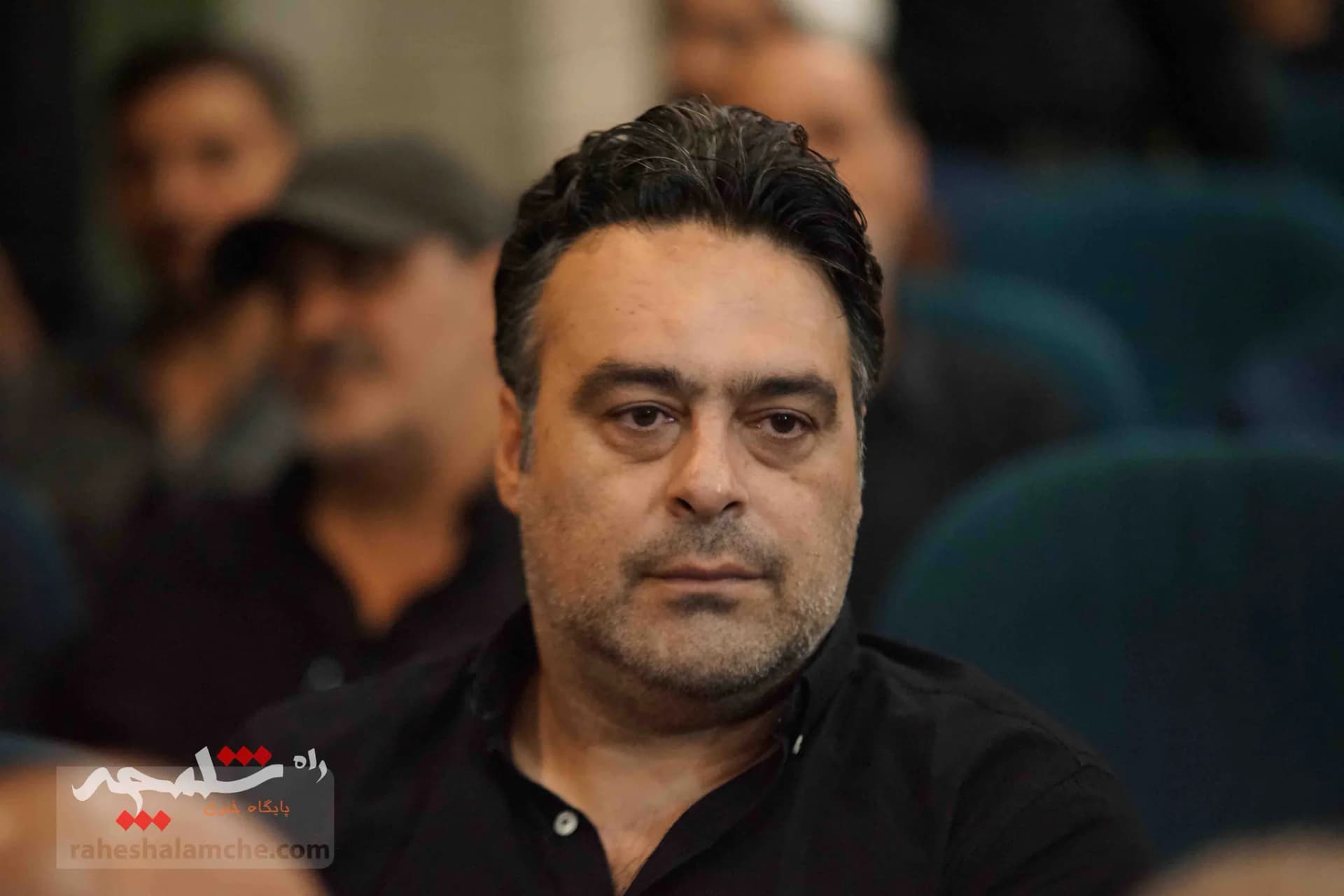چه کسانی در مراسم ختم «سارا طاووسی» حضور داشتند؟ +تصاویر — تصویر 81