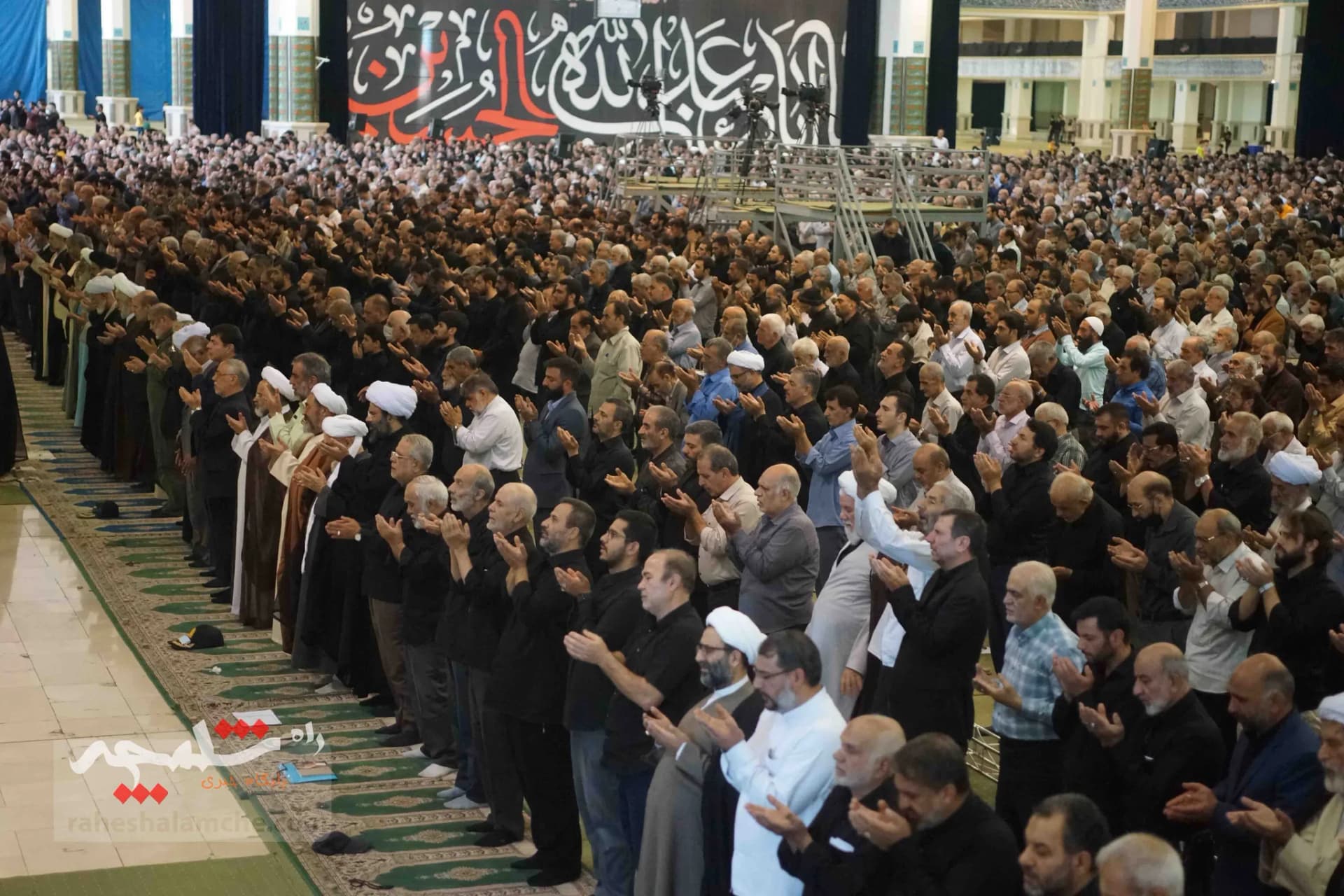 نماز جمعه امروز(20 مرداد) در تهران برگزار شد +تصاویر — تصویر 57