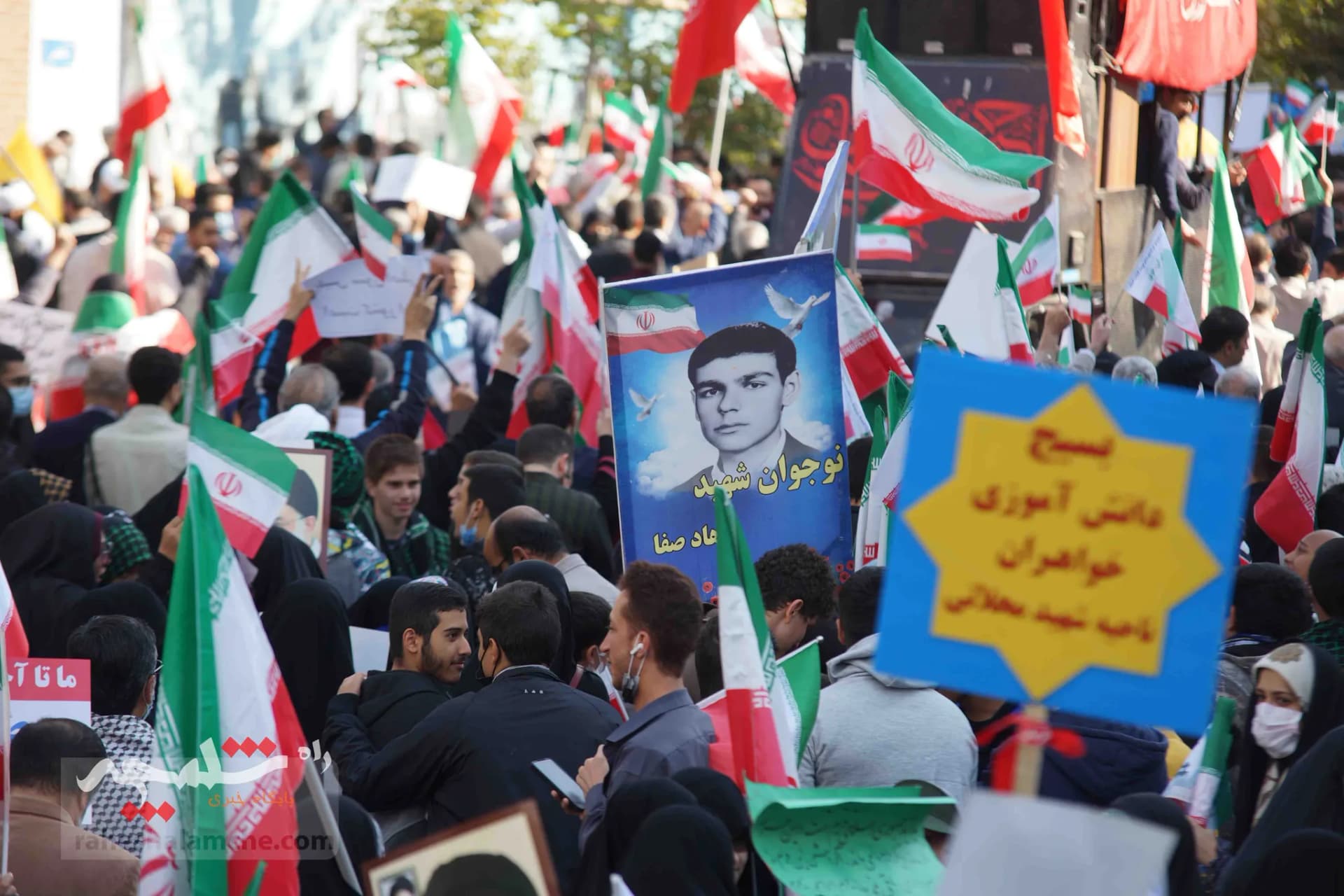 ایران اسلامی خاطره 13 آبان را با انزار از آمریکا گرامی‌داشت +تصاویر — تصویر 20