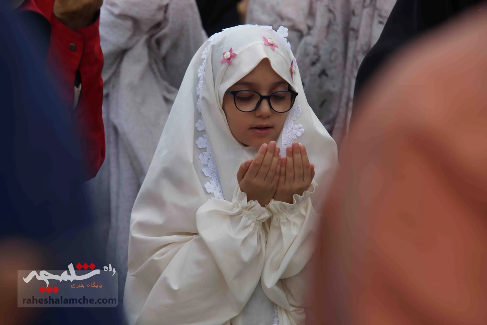 تصاویر اختصاصی راه شلمچه از بزرگترین نماز عید فطر در مصلی تهران — تصویر 35