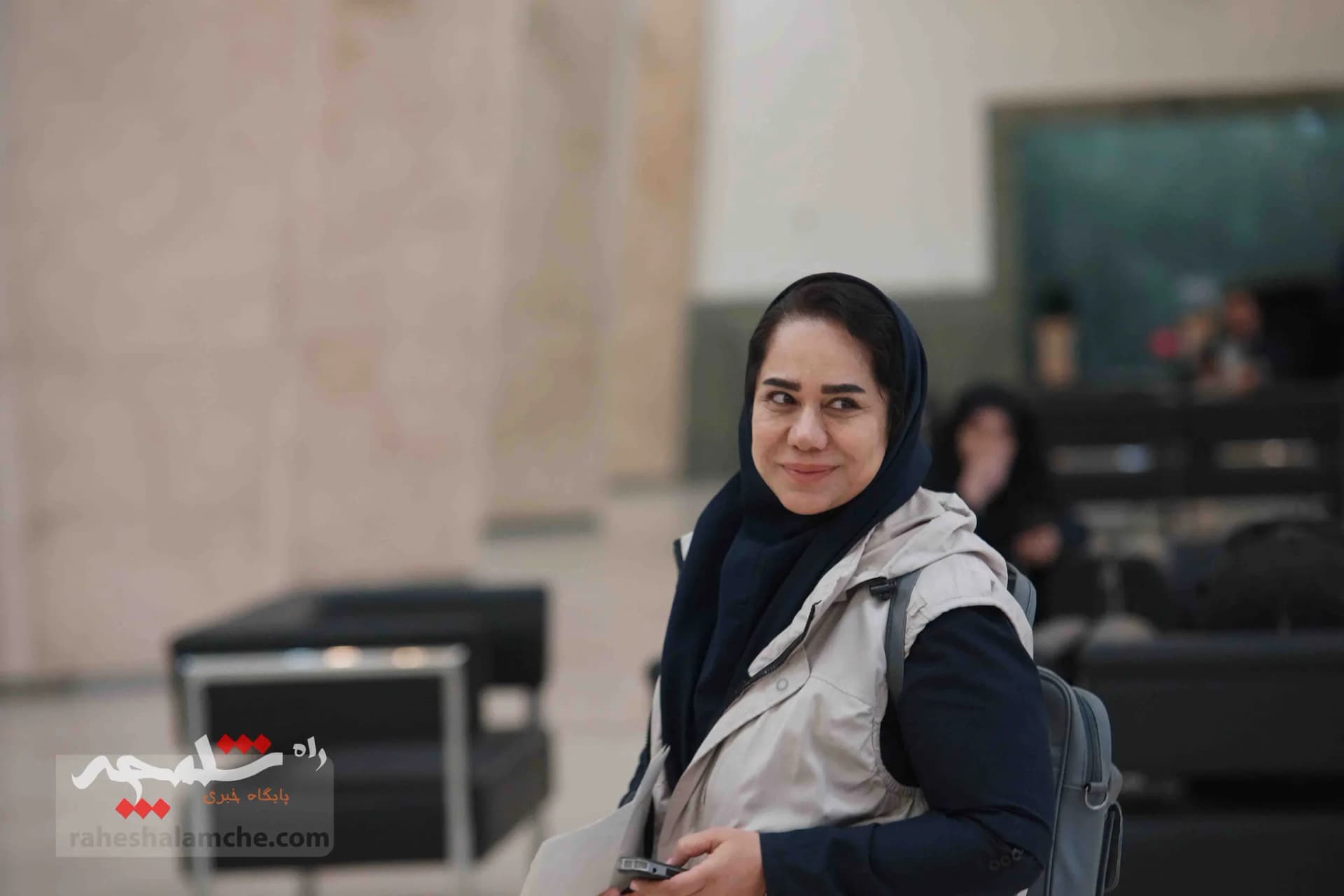 حاشیه‌های آخرین جلسه علنی مجلس در سال 402 +تصاویر — تصویر 88
