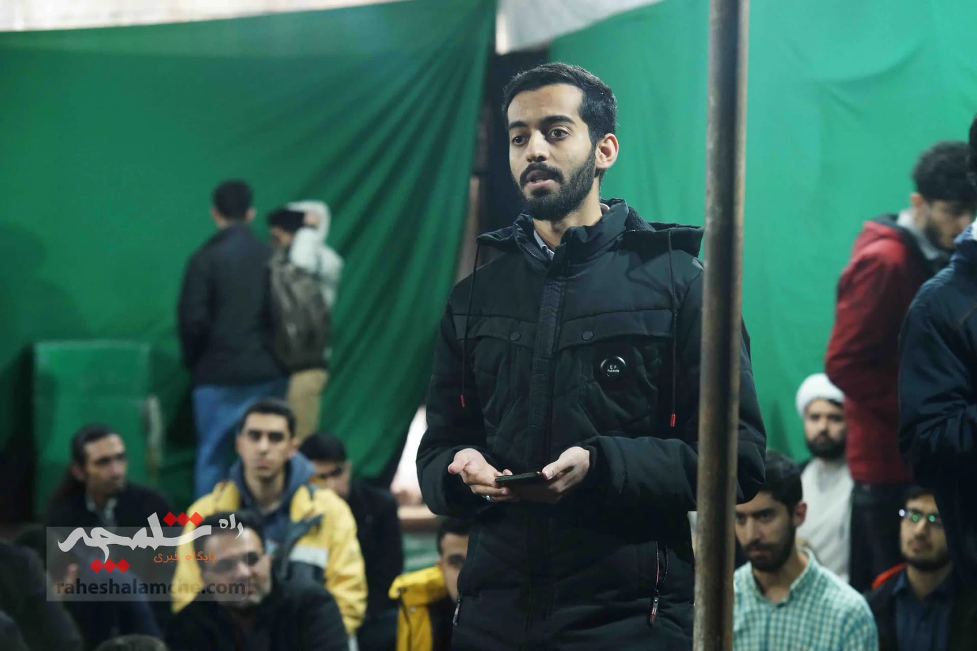 نشست صمیمی طحان‌نظیف با دانشجویان دانشگاه صنعتی شریف +تصاویر — تصویر 27