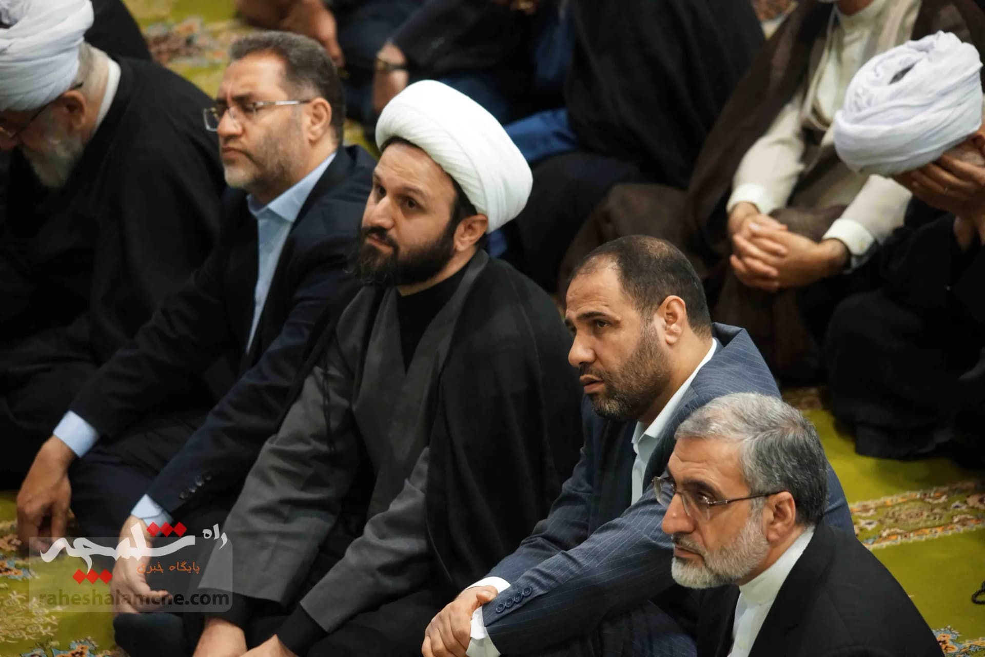 نماز جمعه این هفته تهران به امامت ابوترابی‌فرد برگزار شد +تصاویر — تصویر 46