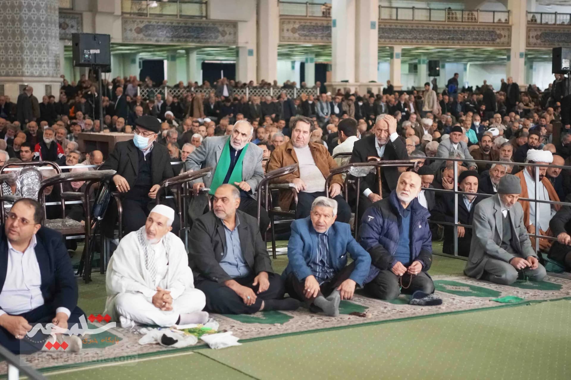 تصاویر نماز جمعه تهران در اولین روز زمستان 1402 — تصویر 33