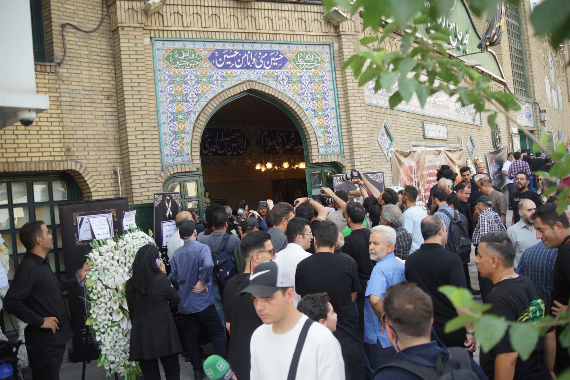 حاشیه‌هایی تصویری اختصاصی راه شلمچه از مراسم ختم «سعید راد» — تصویر 82