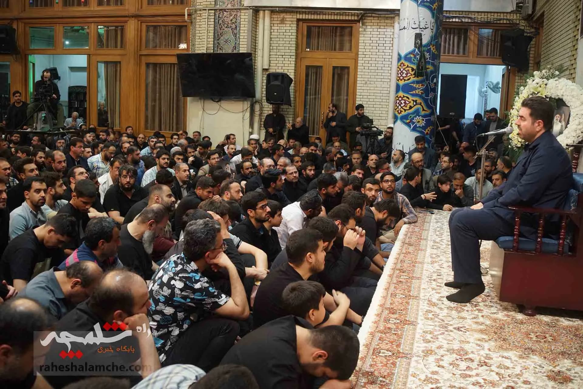چه کسانی در مراسم گرامی‌داشت شهدای خدمت در مسجد ارک حضور داشتند؟ +تصاویر — تصویر 49
