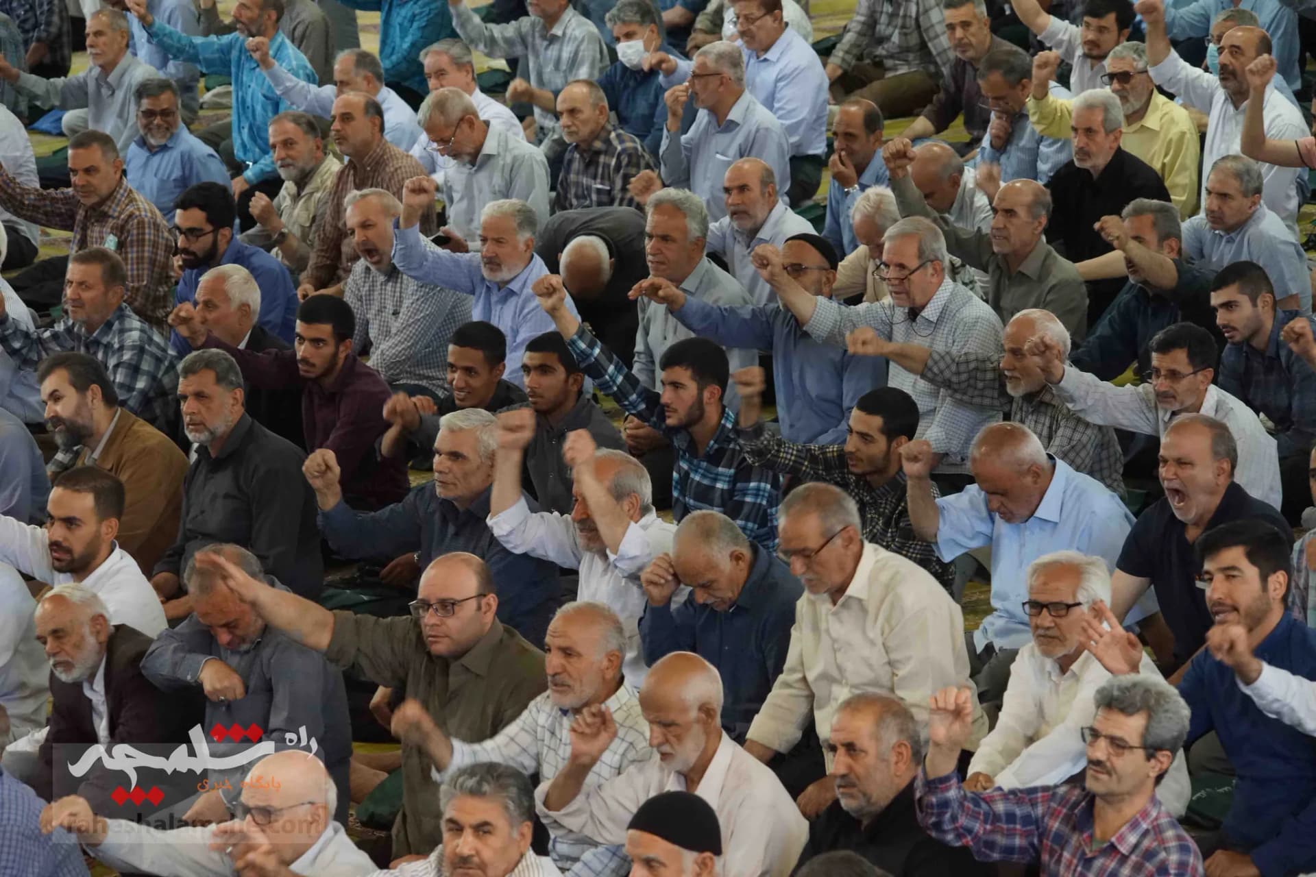 نماز جمعه پرشکوه این هفته تهران در دانشگاه تهران برگزار شد +تصاویر — تصویر 8