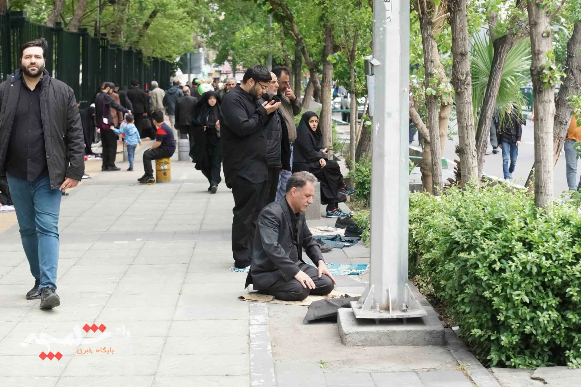 گزارش تصویری حاشیههای نمازجمعه امروز تهران در روز قدس — تصویر 68