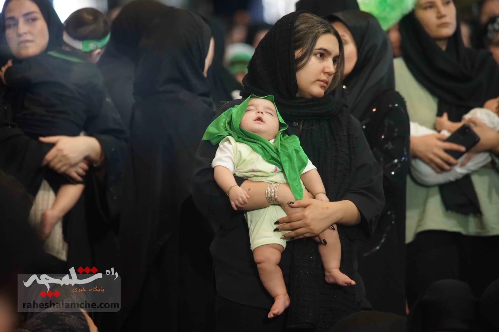 اجتماع بزرگ شیرخوارگان حسینی به یاد کودکان غزه + تصاویر — تصویر 32