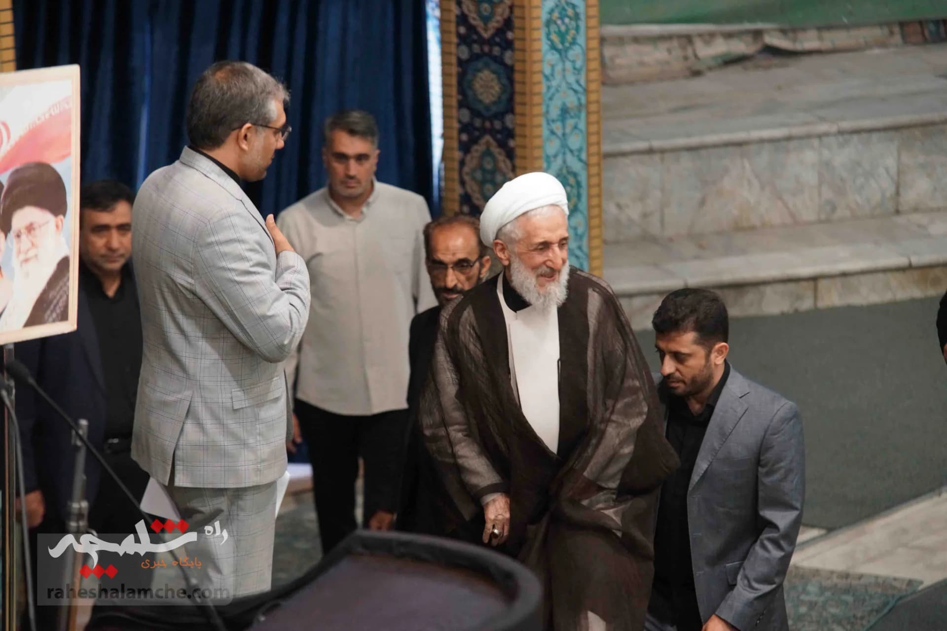 نماز جمعه این هفته تهران به امامت صدیقی برگزار شد +تصاویر — تصویر 12