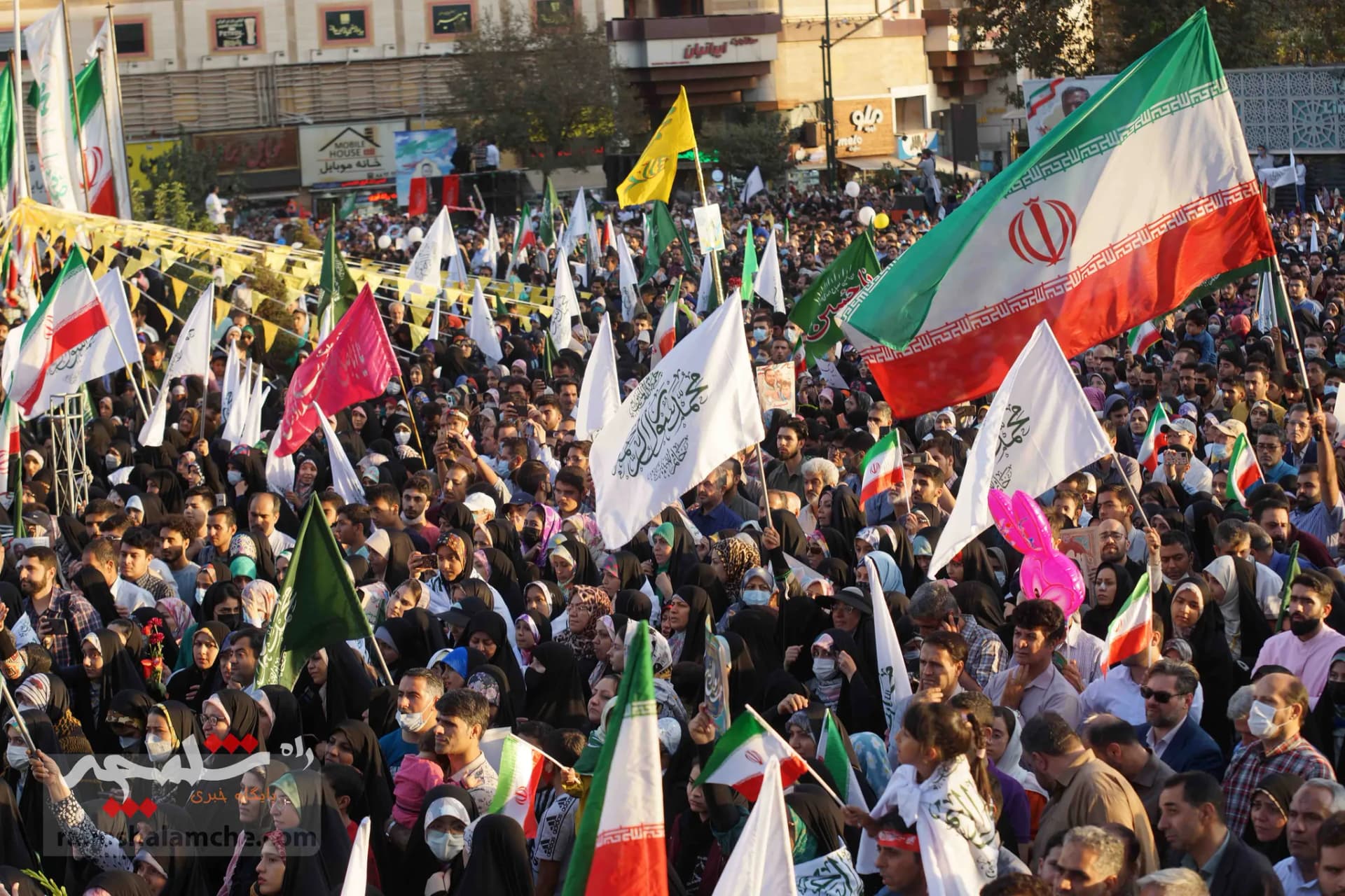 جشن باشکوه مردم تهران +تصاویر — تصویر 34