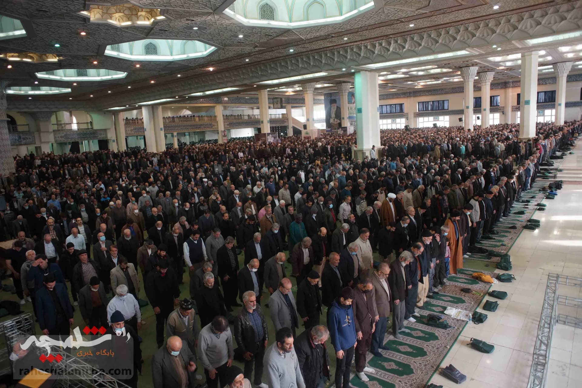 نماز جمعه این هفته تهران برگزار شد +تصاویر — تصویر 28