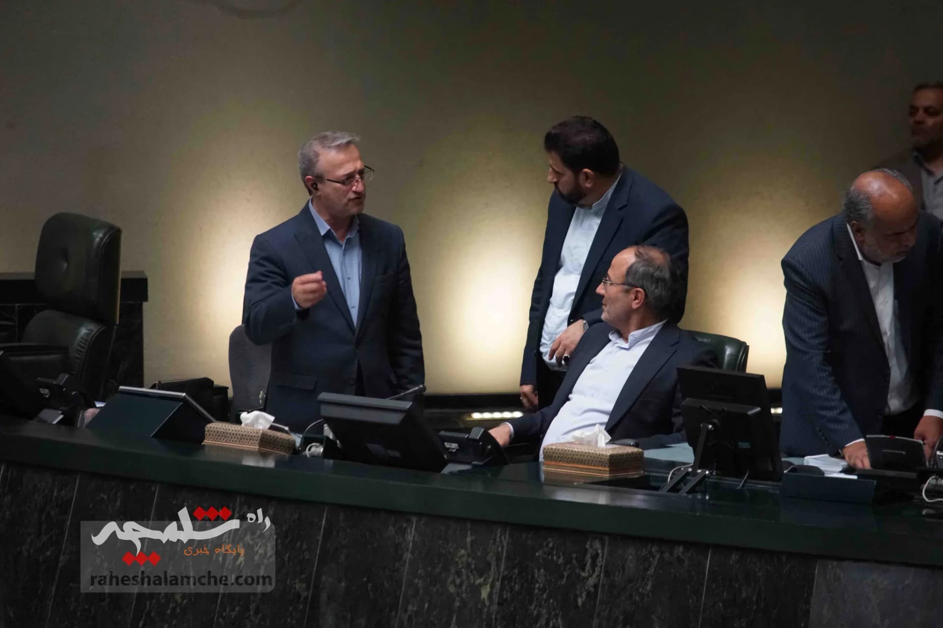 گزارش تصویری چهارمین روز از تابستان 1402 در صحن علنی مجلس — تصویر 49