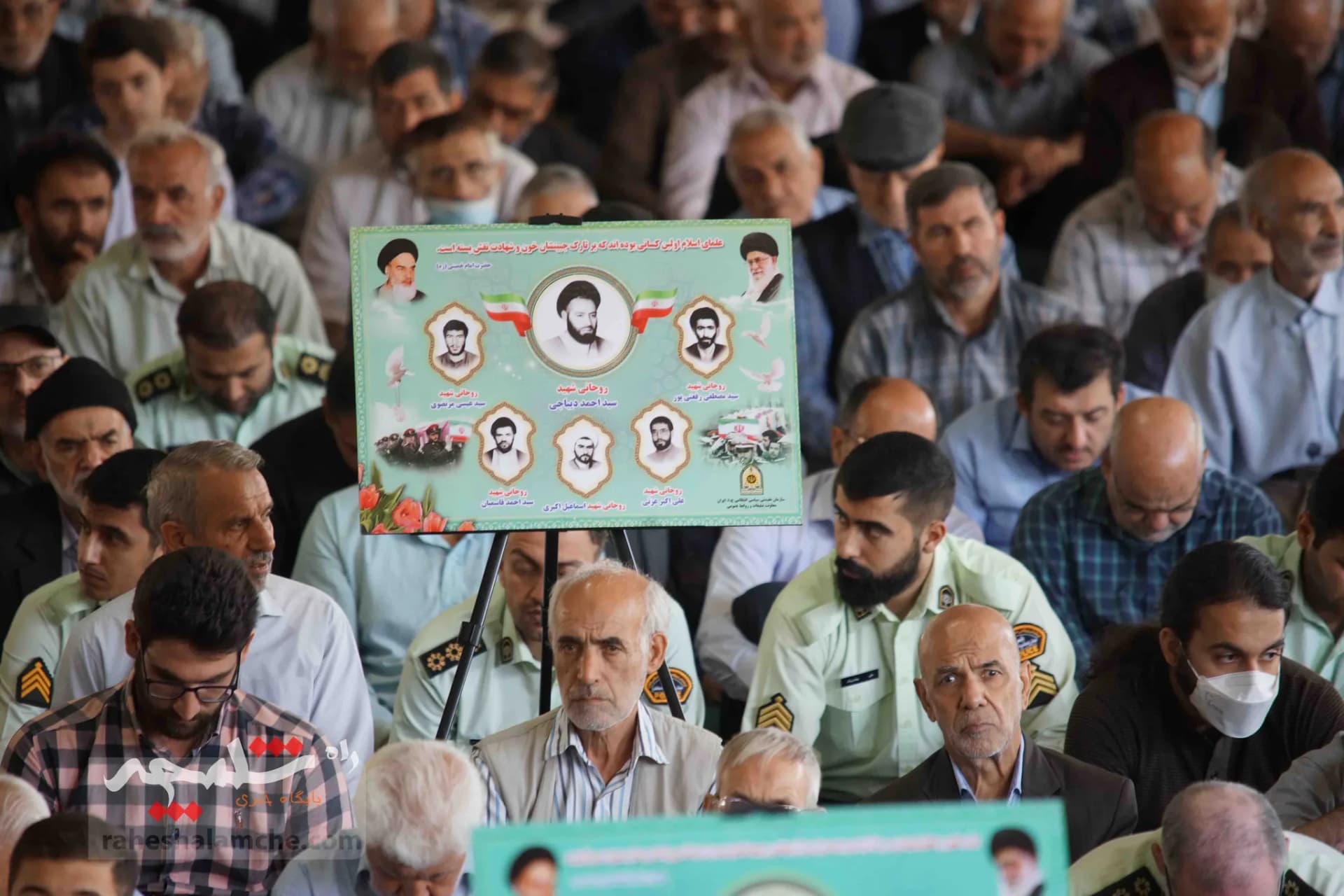 گزارش تصویری نمازجمعه تهران در هفته نیروی انتظامی — تصویر 56