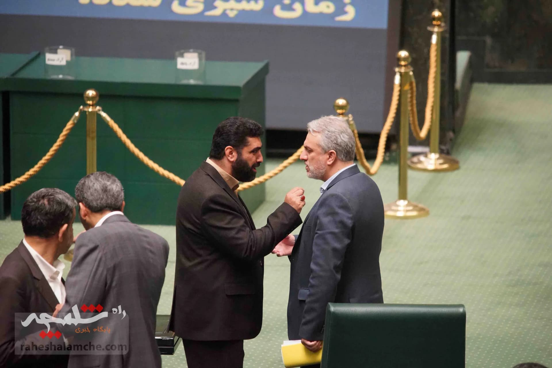 گزارش تصویری راه شلمچه از روند استیضاح وزیر صمت در صحن علنی مجلس(1) — تصویر 20
