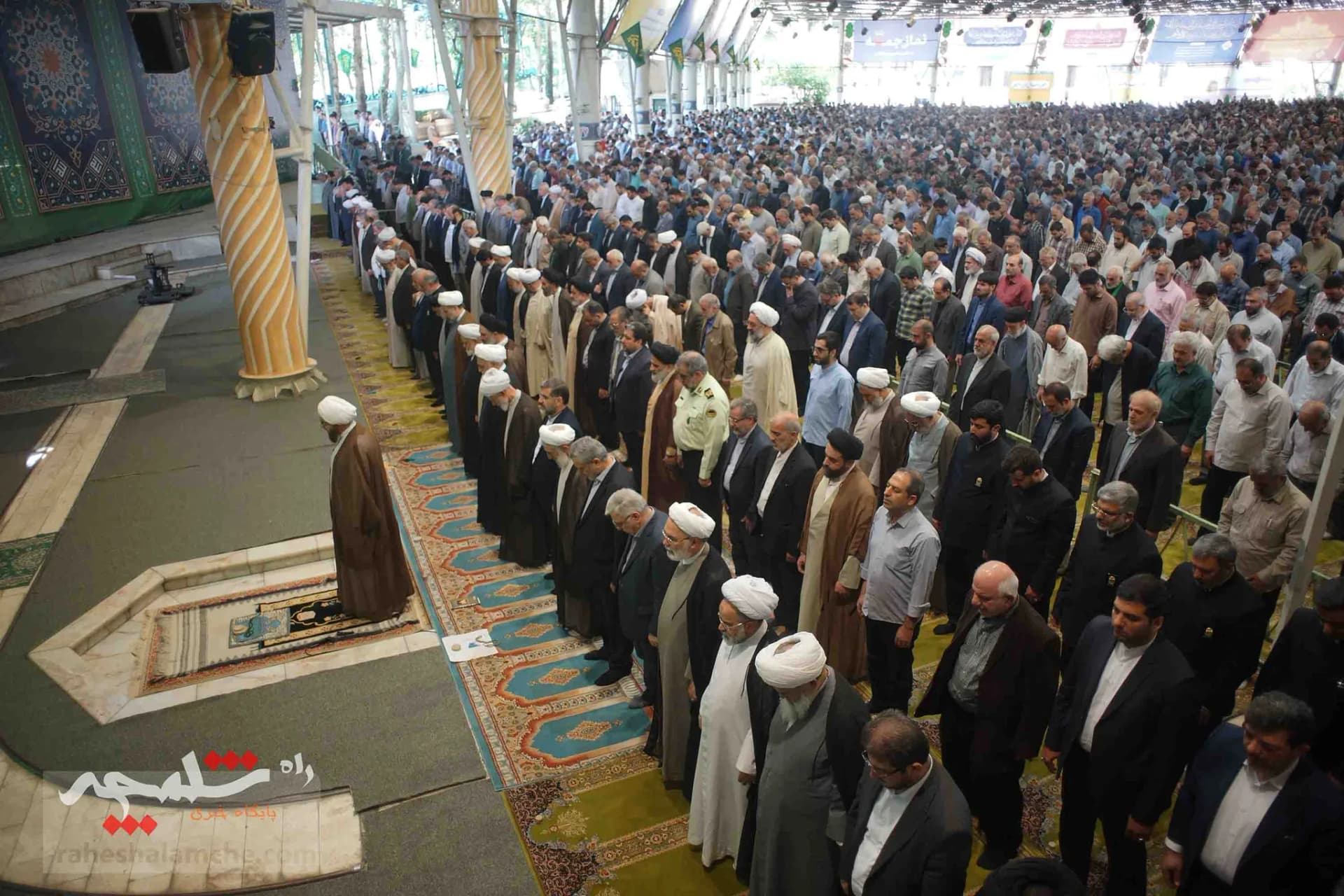 نماز جمعه امروز تهران برگزار شد +تصاویر — تصویر 45