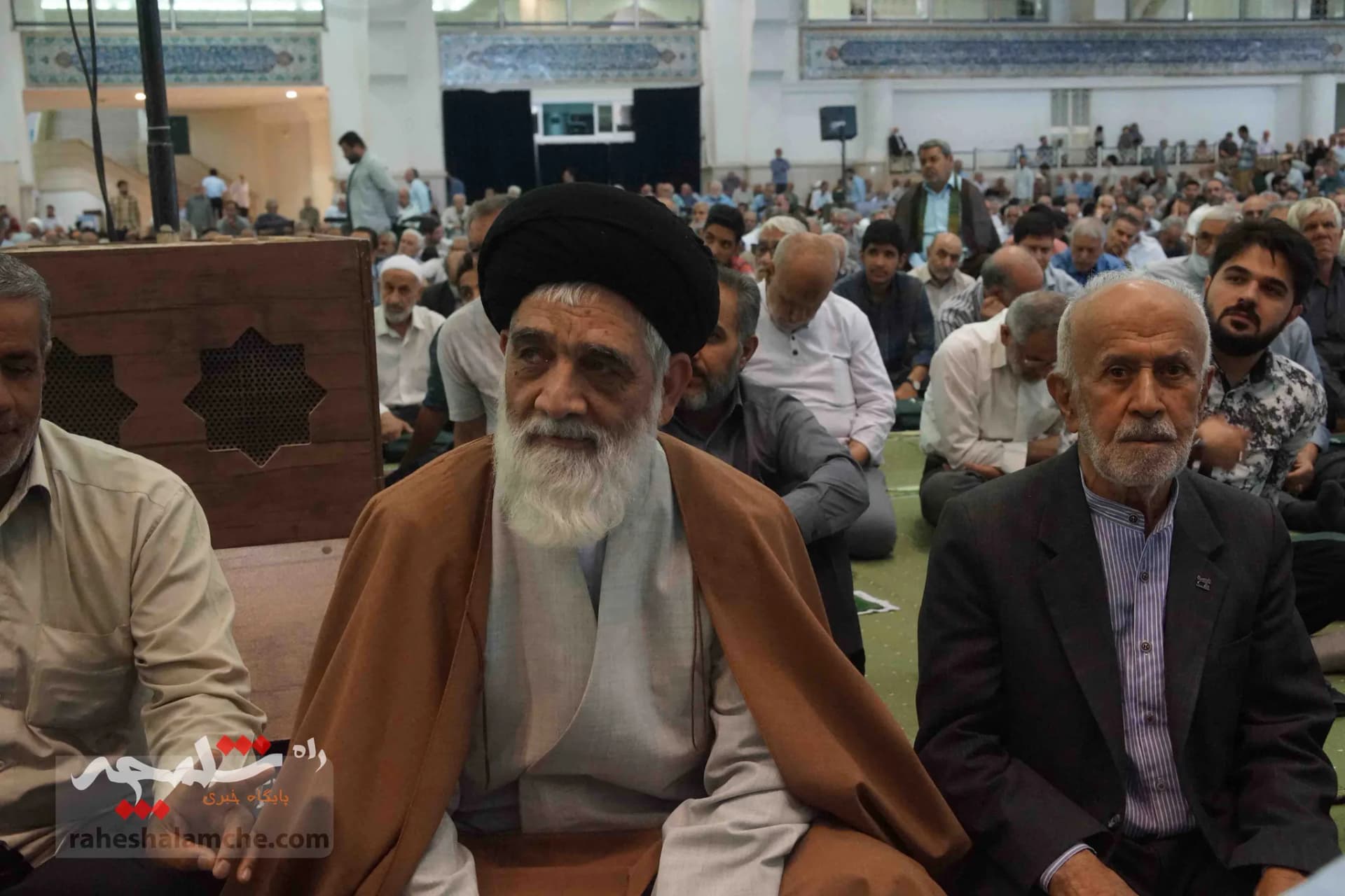 حاشیه‌های نماز جمعه امروز تهران در روز عید غدیر خم +تصاویر — تصویر 59