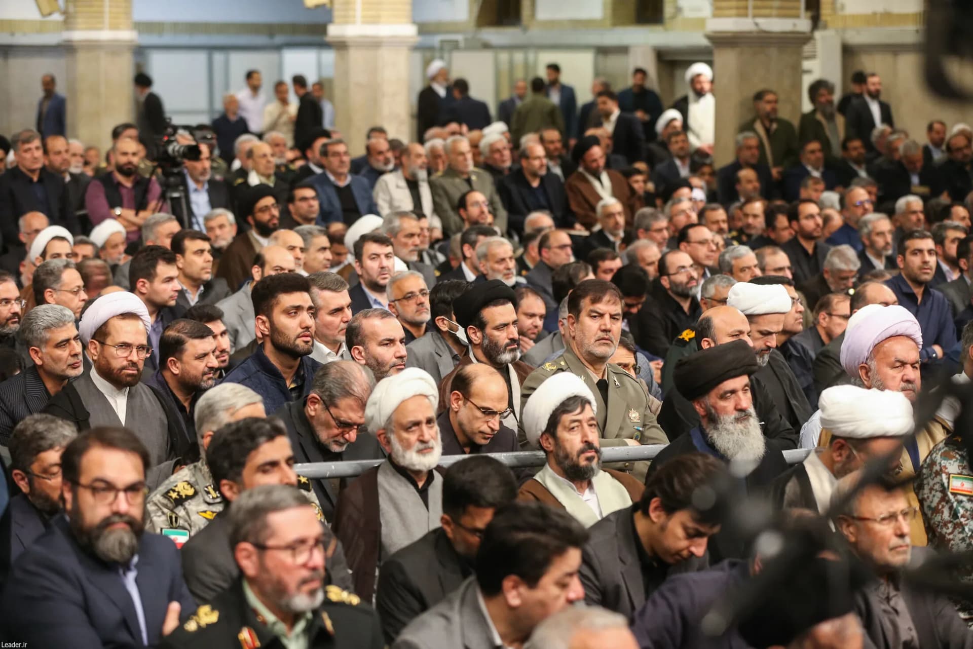 دیدار رمضانی کارگزارن نظام با رهبر انقلاب +تصاویر — تصویر 32