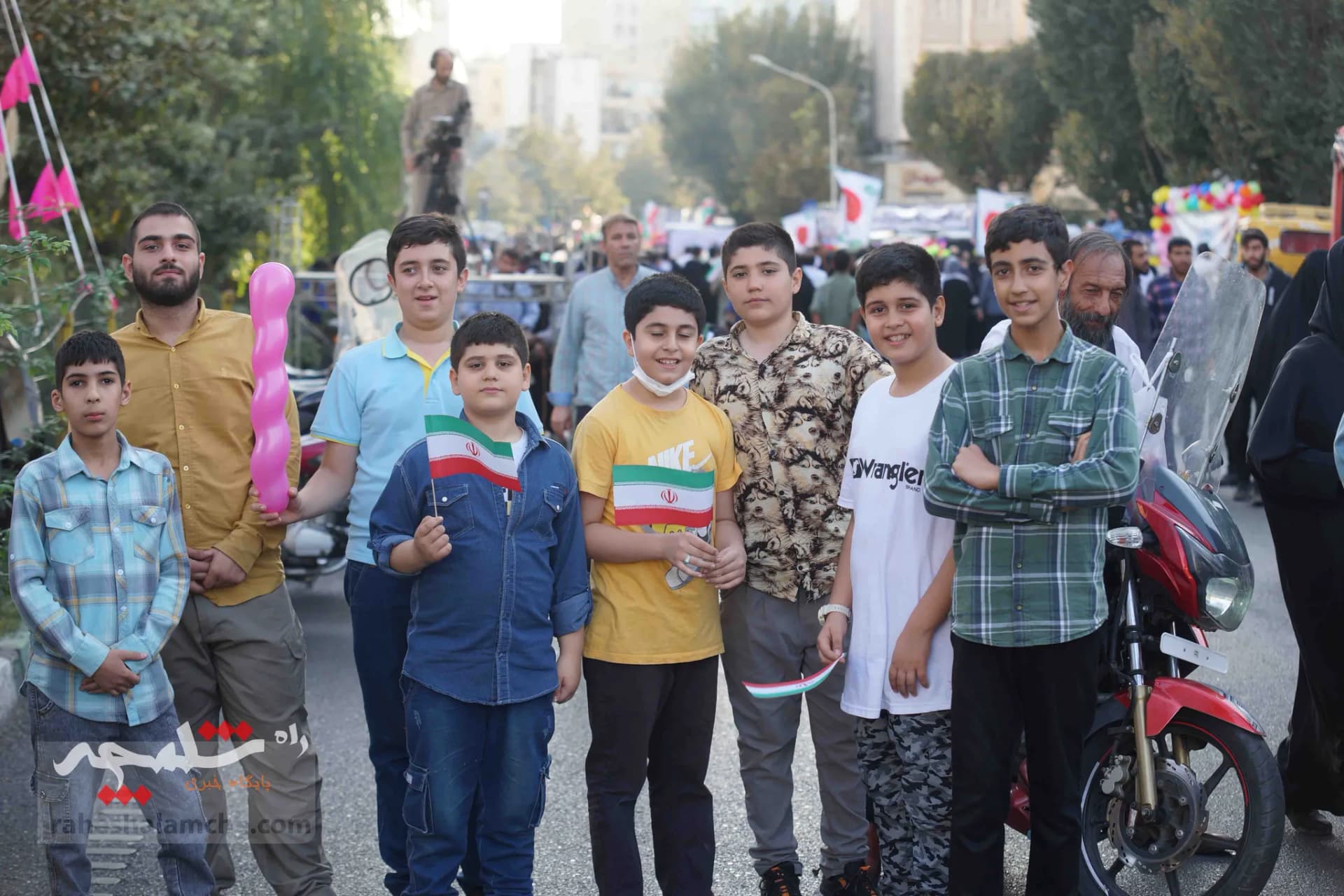 جشن باشکوه مردم تهران +تصاویر — تصویر 2