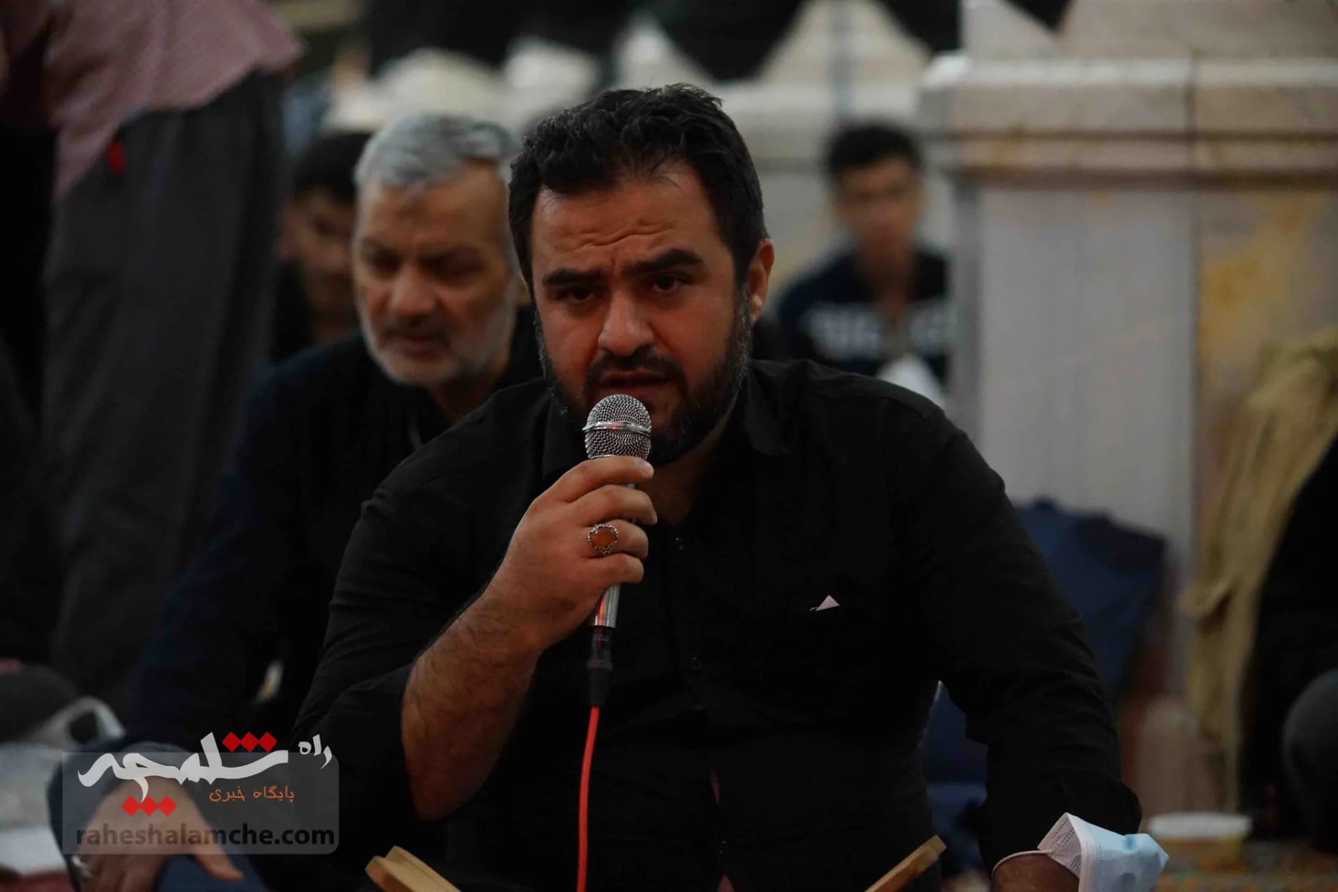 گزارش تصویری مراسم شب قدر و وداع با شهید گمنام در مدرسه عالی شهید مطهری — تصویر 34