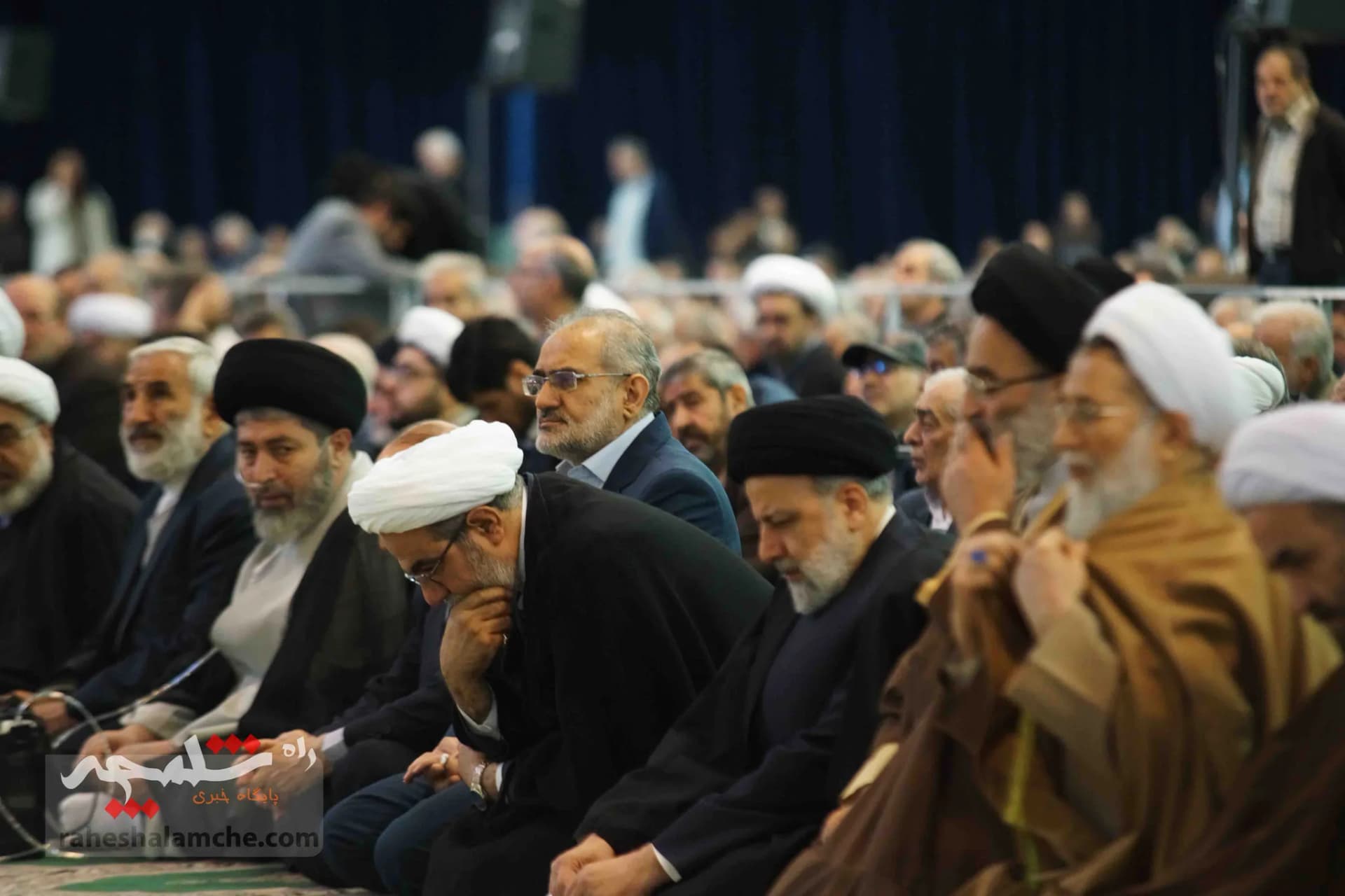 اولین نمازجمعه امسال در ماه مبارک رمضان +تصاویر — تصویر 24